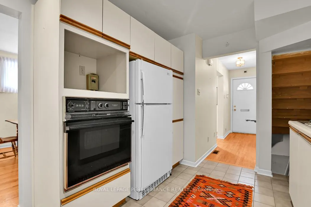 Photo 11 of 6 Elmdale Avenue, Ottawa, Lindenlea — HOMEH