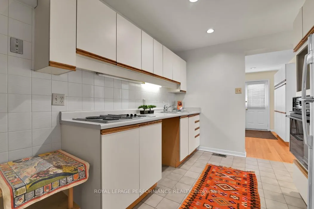 Photo 12 of 6 Elmdale Avenue, Ottawa, Lindenlea — HOMEH