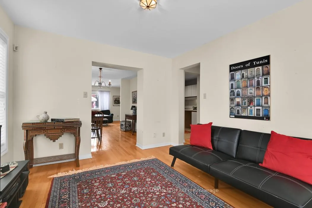 Photo 14 of 6 Elmdale Avenue, Ottawa, Lindenlea — HOMEH
