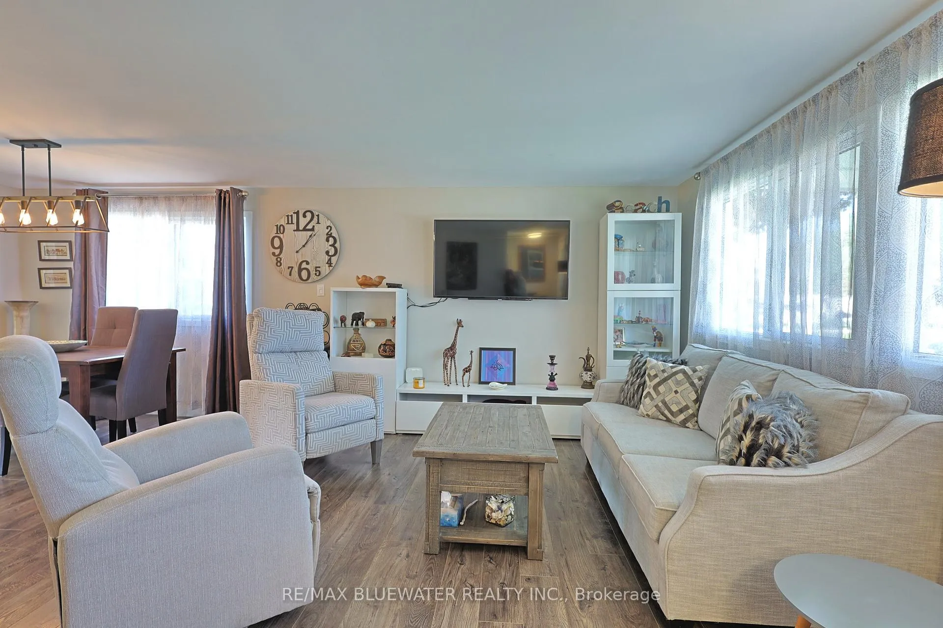 Photo 8 of 236 Pebble Beach Parkway, South Huron, Stephen — HOMEH