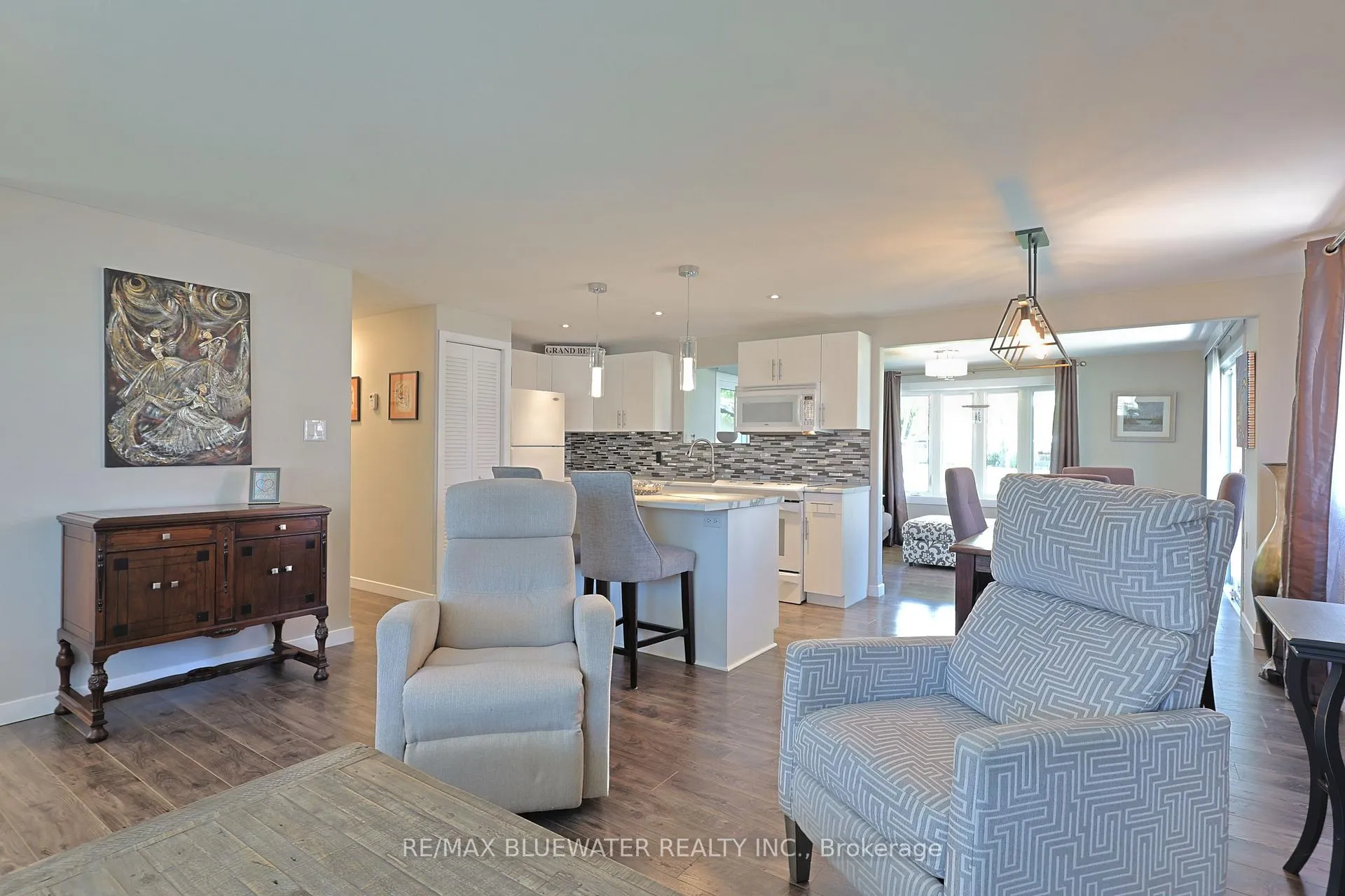 Photo 10 of 236 Pebble Beach Parkway, South Huron, Stephen — HOMEH