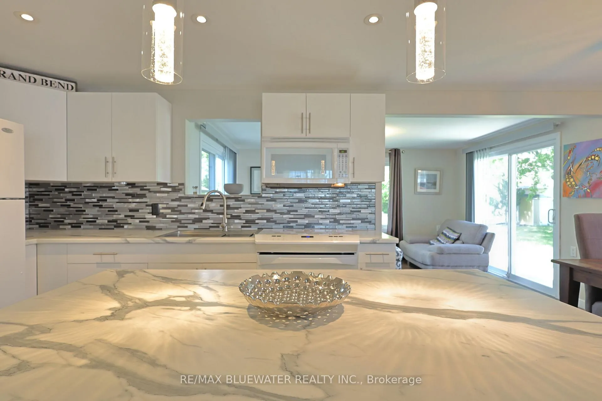 Photo 12 of 236 Pebble Beach Parkway, South Huron, Stephen — HOMEH
