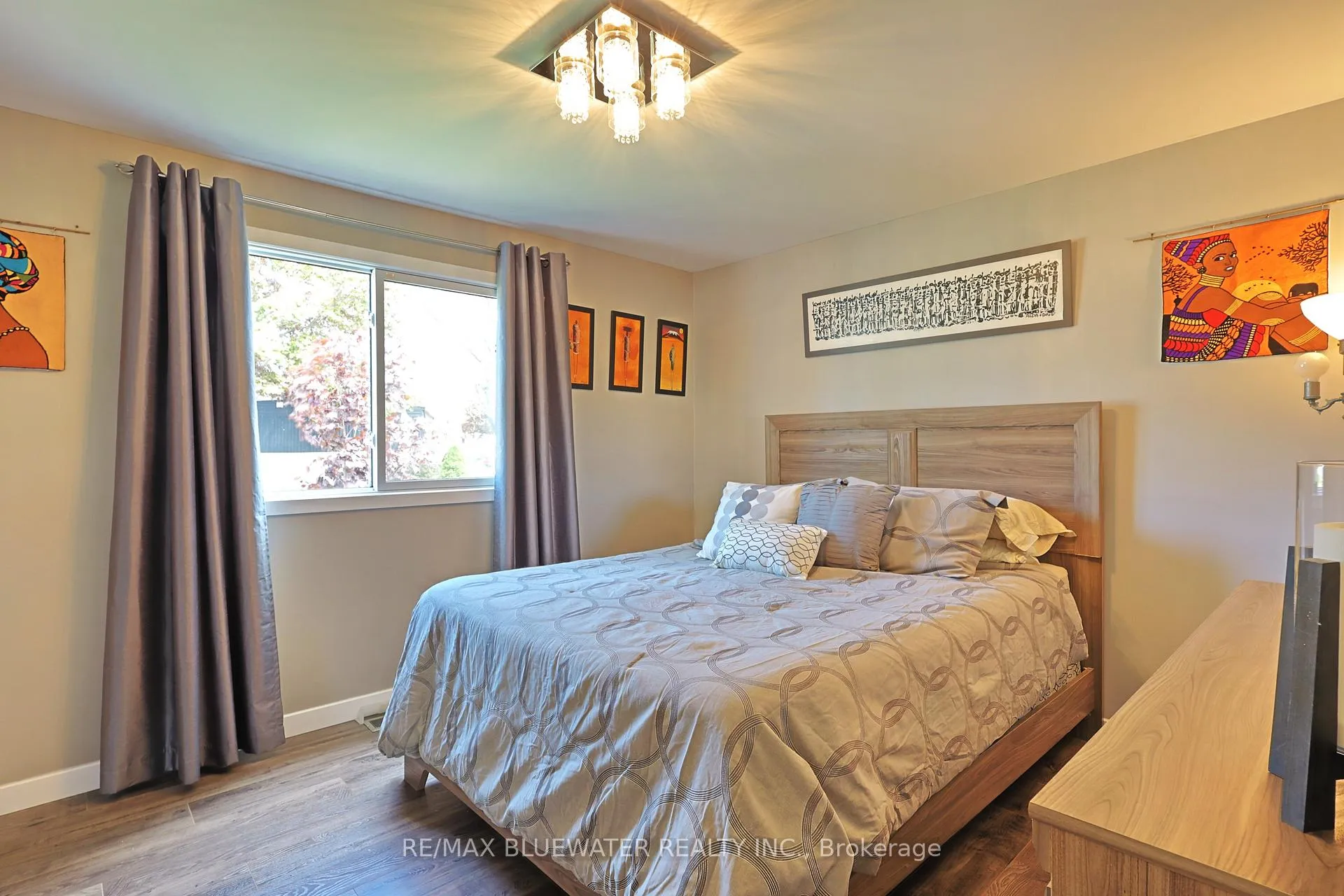 Photo 20 of 236 Pebble Beach Parkway, South Huron, Stephen — HOMEH