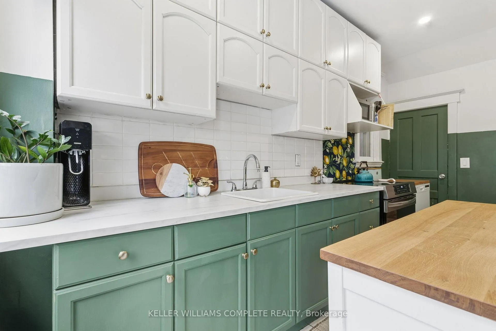 Photo 15 of 75 Dundurn Street N, Hamilton, Strathcona — HOMEH