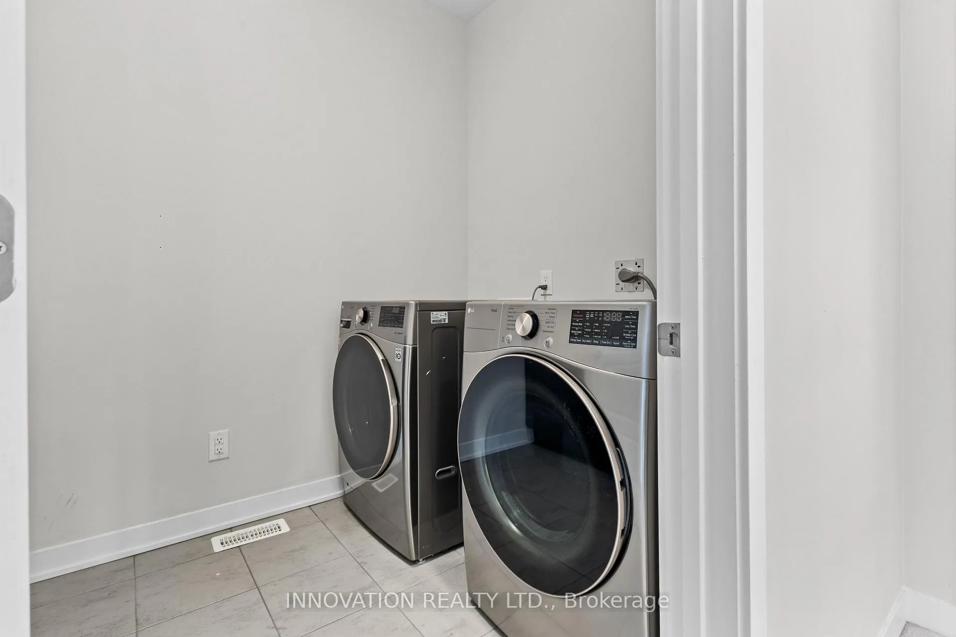 Photo 27 of 322 Crossway Terrace, Ottawa, Stittsville (North) — HOMEH