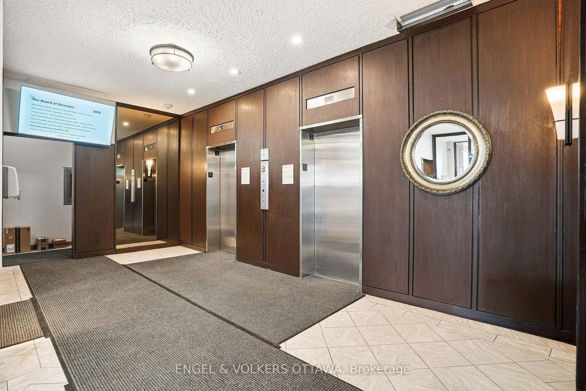 Photo 4 of Unit 1215, 2951 Riverside Drive, Ottawa, Mooneys Bay/Riverside Park — HOMEH