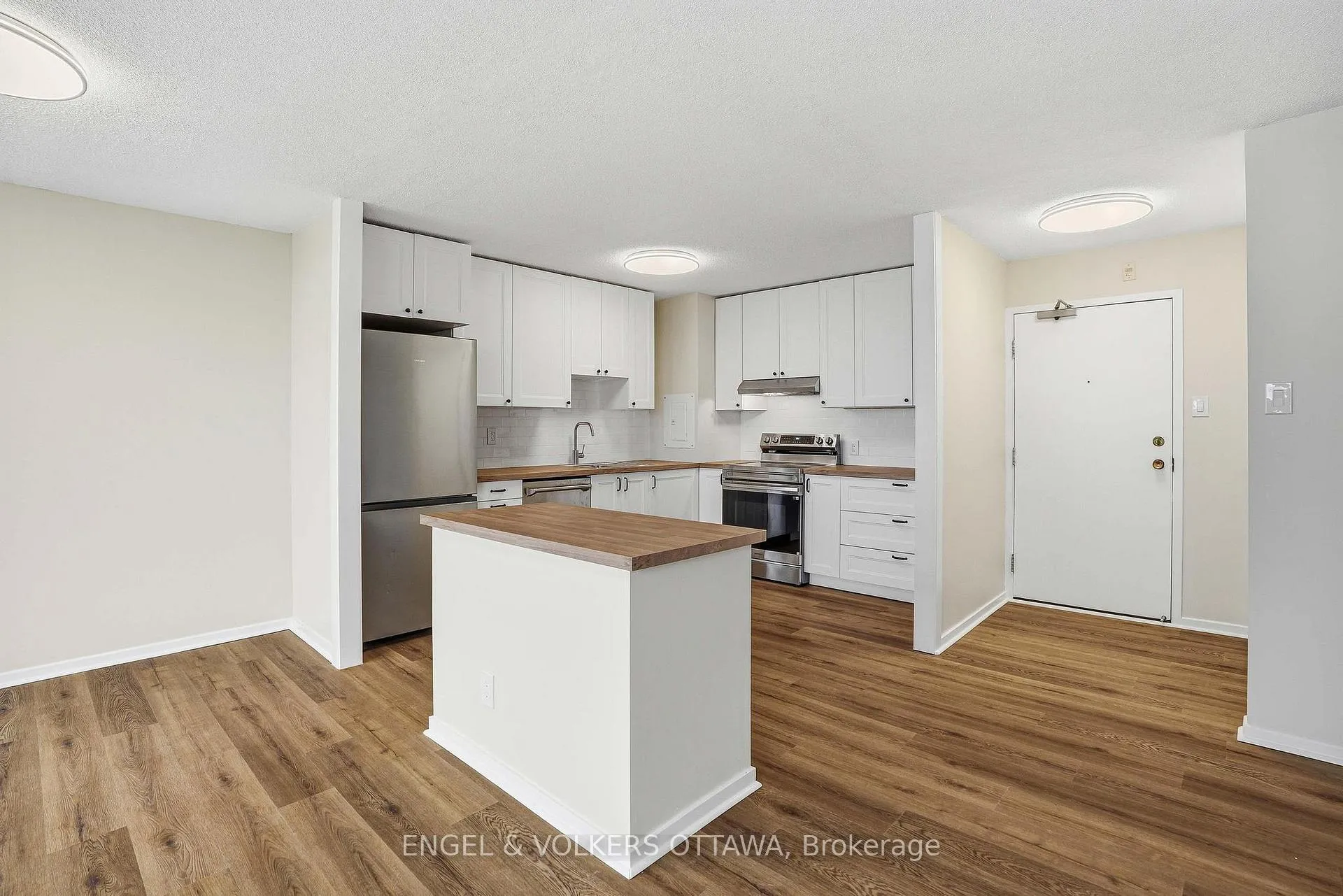 Photo 8 of Unit 1215, 2951 Riverside Drive, Ottawa, Mooneys Bay/Riverside Park — HOMEH