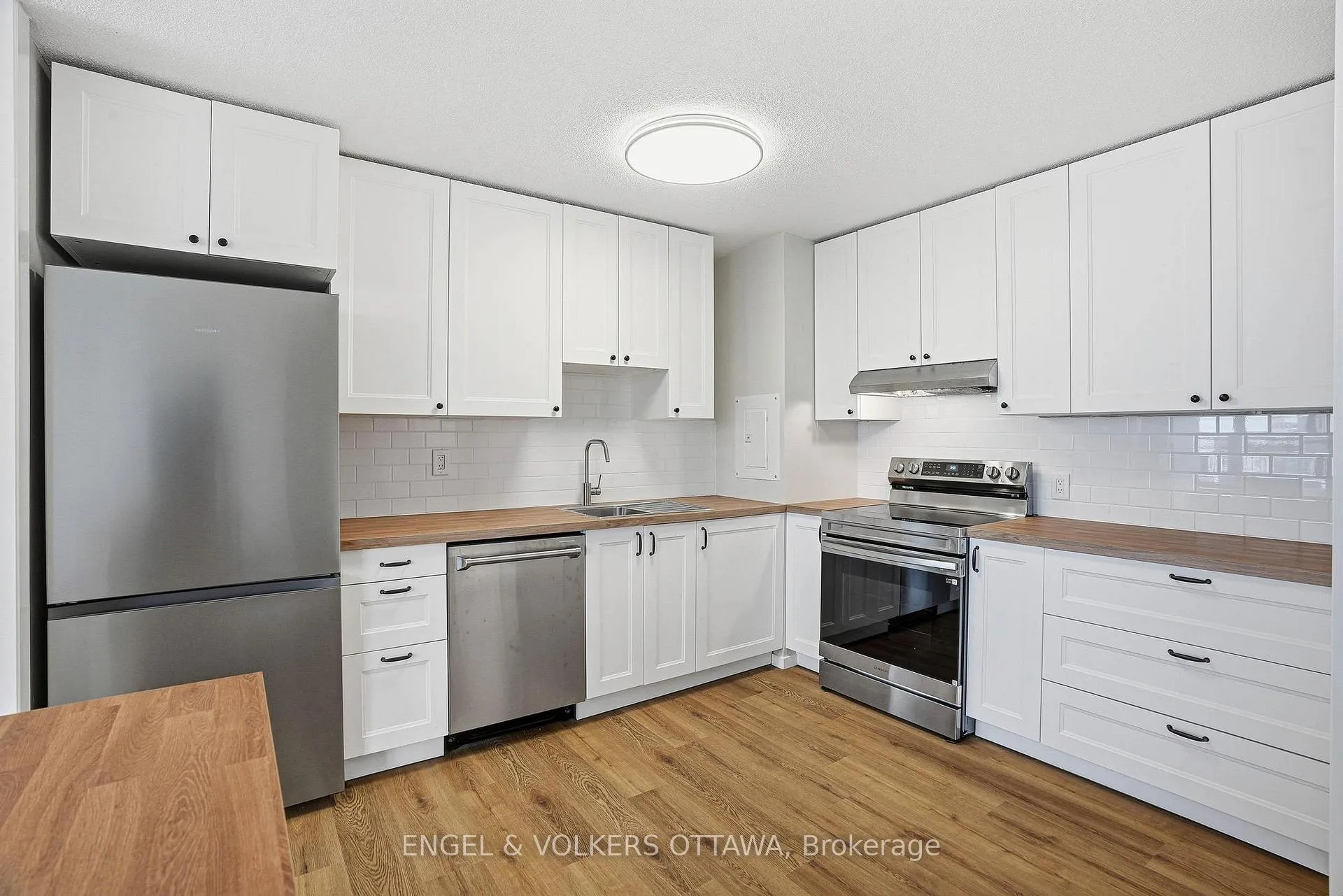 Photo 9 of Unit 1215, 2951 Riverside Drive, Ottawa, Mooneys Bay/Riverside Park — HOMEH