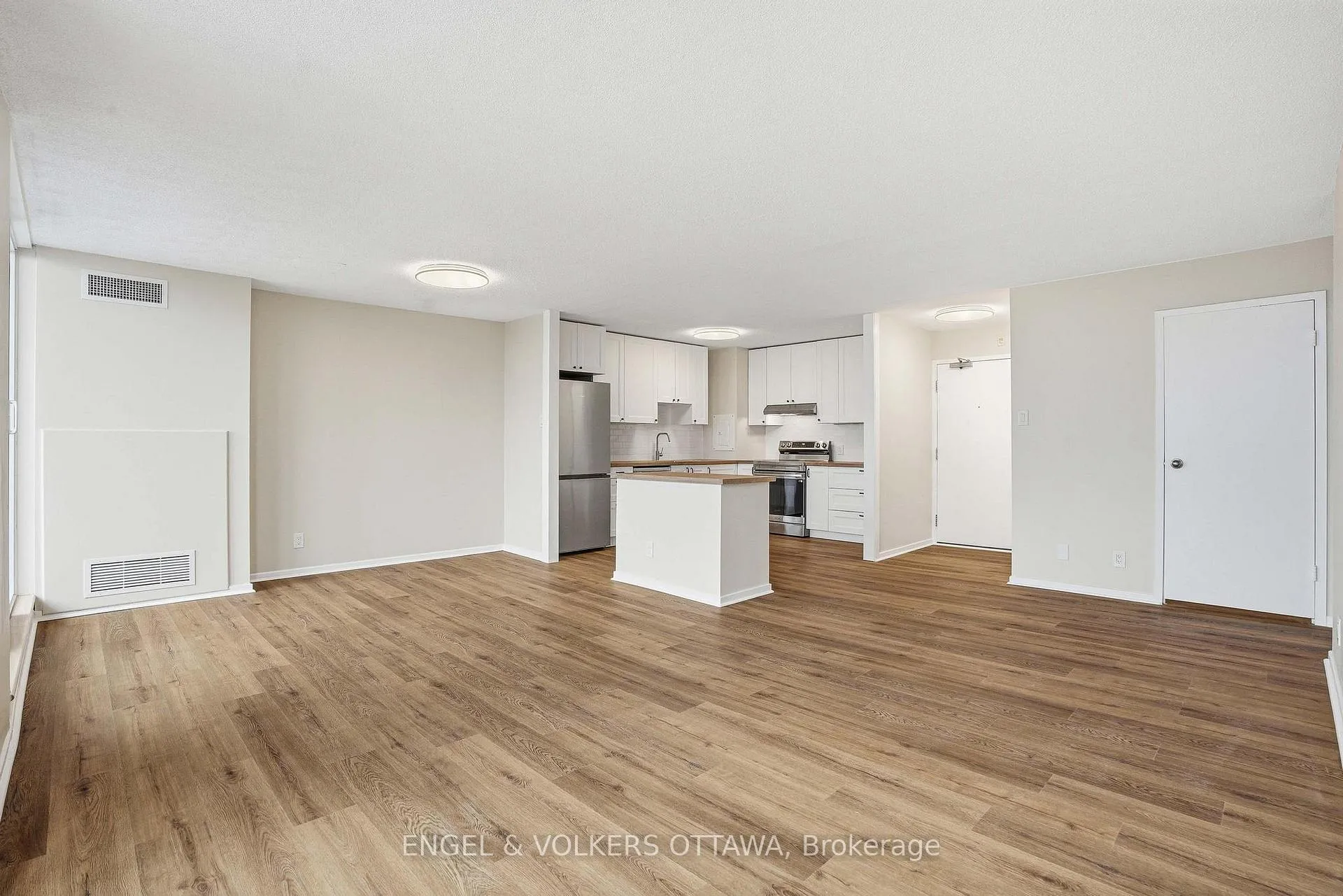 Photo 20 of Unit 1215, 2951 Riverside Drive, Ottawa, Mooneys Bay/Riverside Park — HOMEH