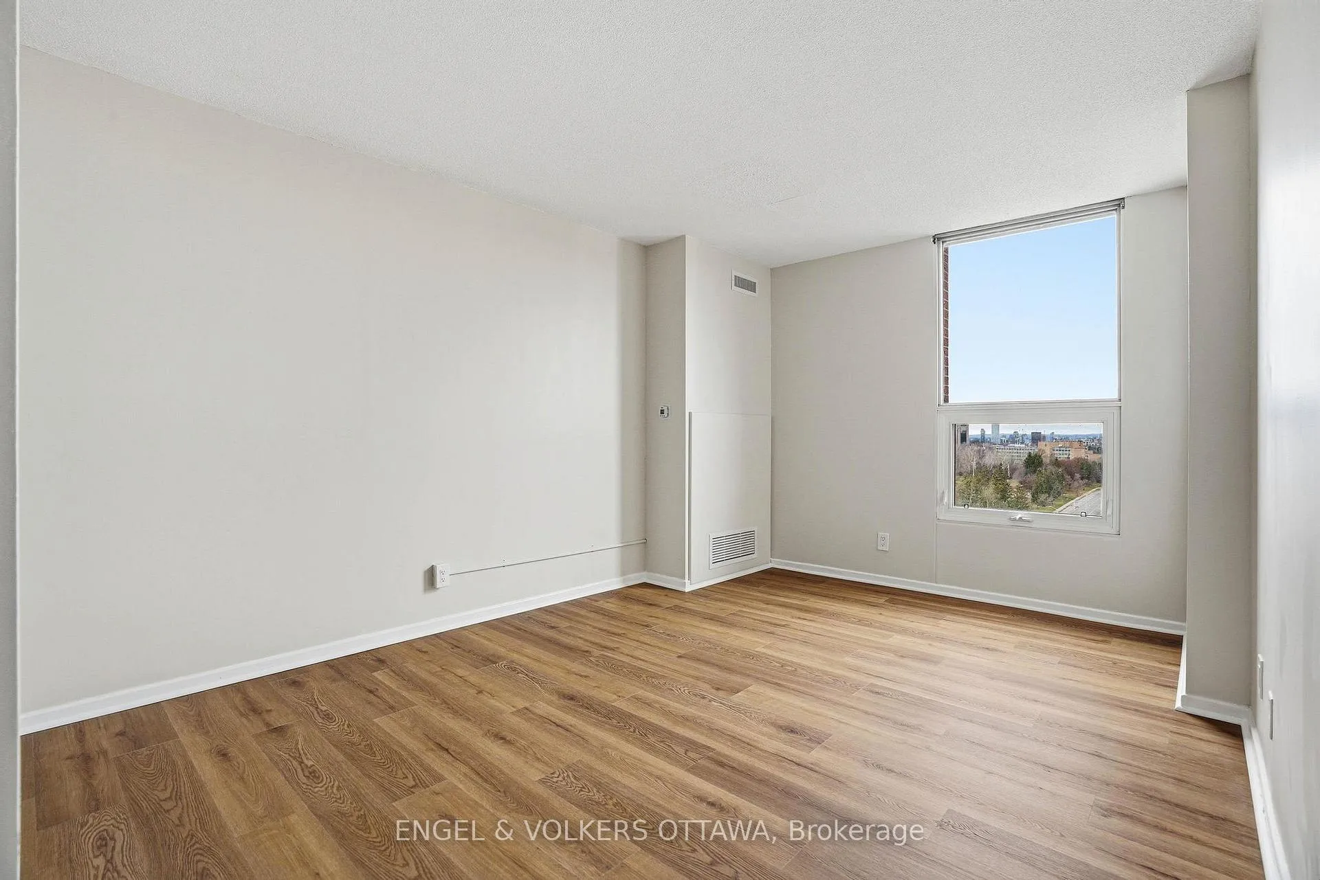 Photo 22 of Unit 1215, 2951 Riverside Drive, Ottawa, Mooneys Bay/Riverside Park — HOMEH