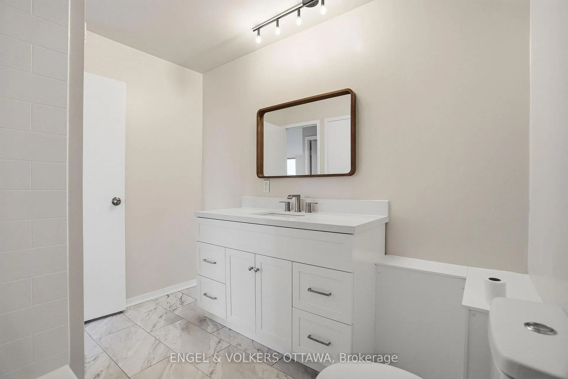 Photo 28 of Unit 1215, 2951 Riverside Drive, Ottawa, Mooneys Bay/Riverside Park — HOMEH