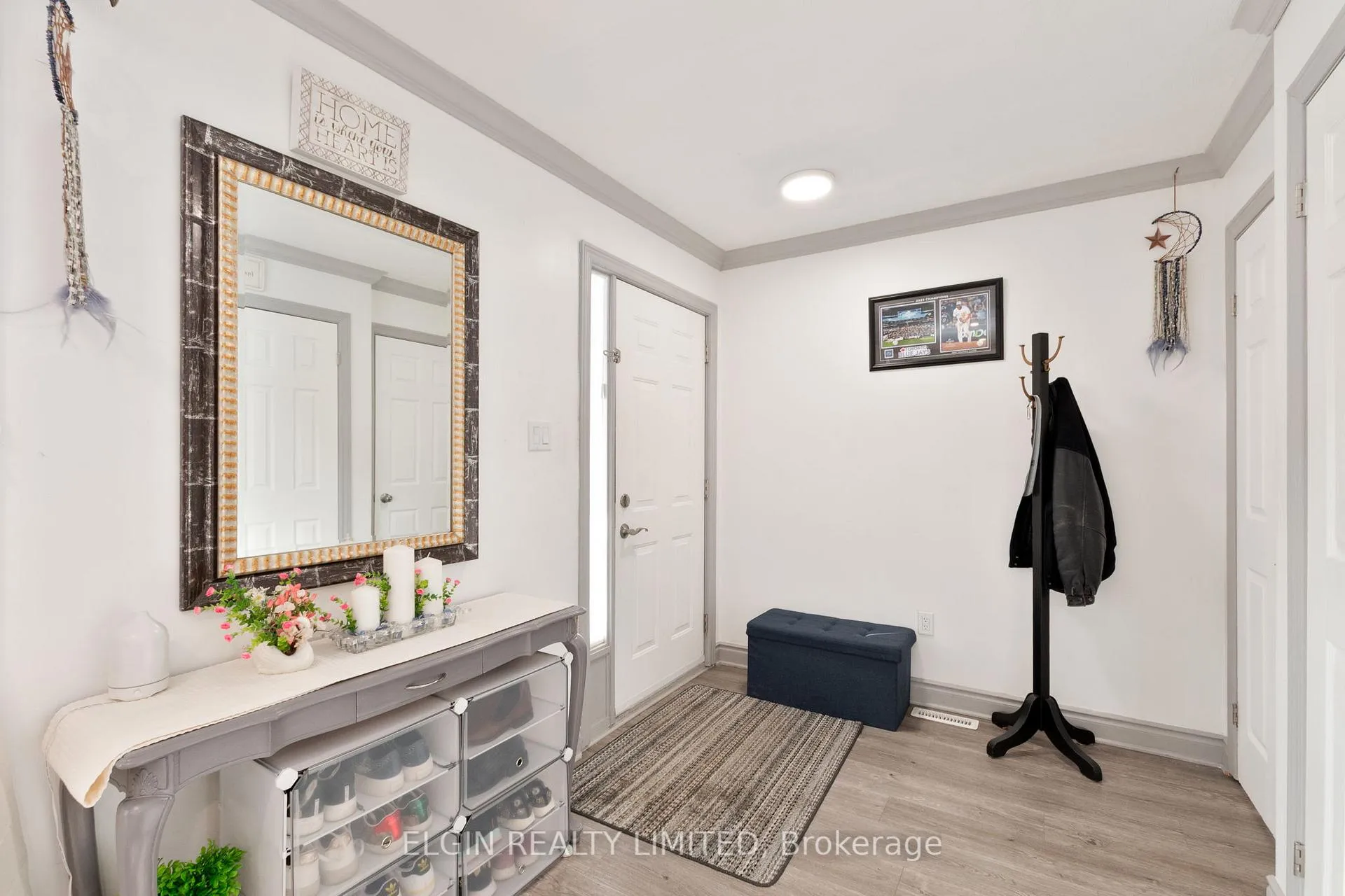 Photo 4 of 25 Brock Street, St. Thomas — HOMEH
