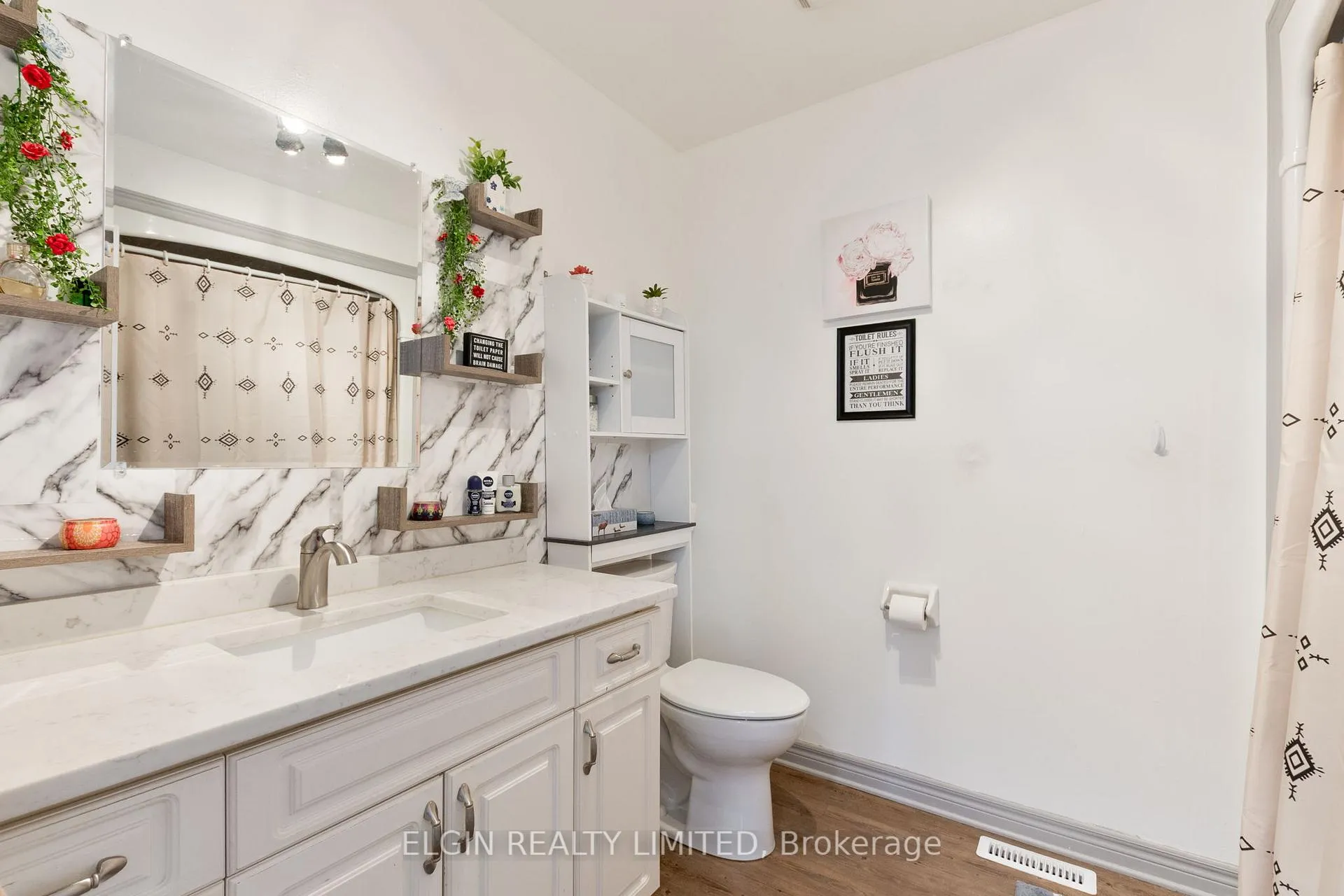 Photo 10 of 25 Brock Street, St. Thomas — HOMEH