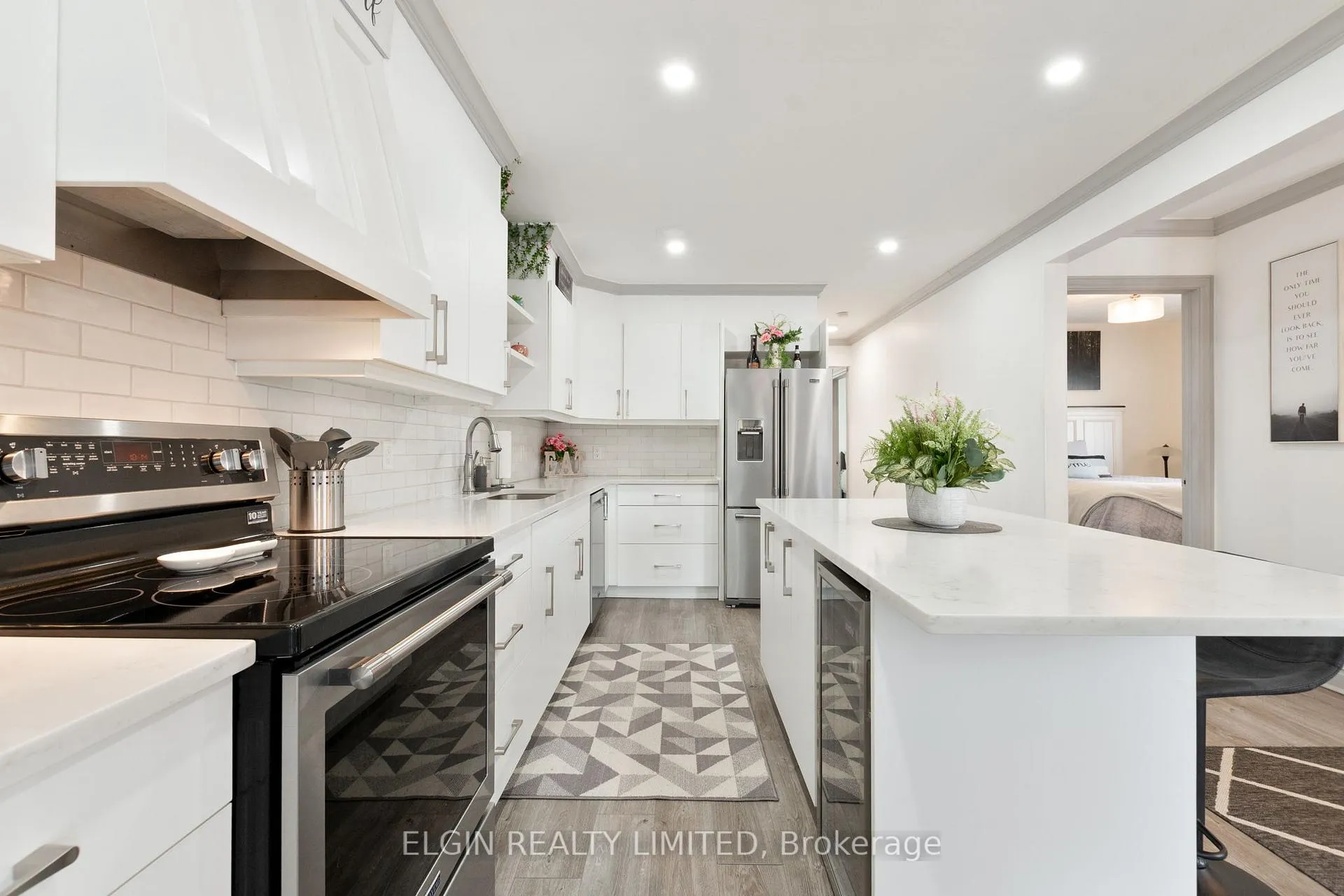 Photo 13 of 25 Brock Street, St. Thomas — HOMEH