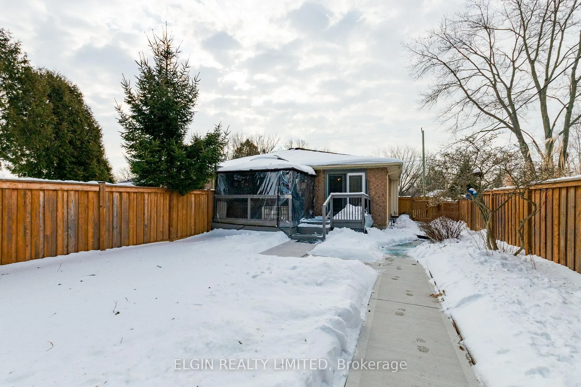Photo 37 of 25 Brock Street, St. Thomas — HOMEH