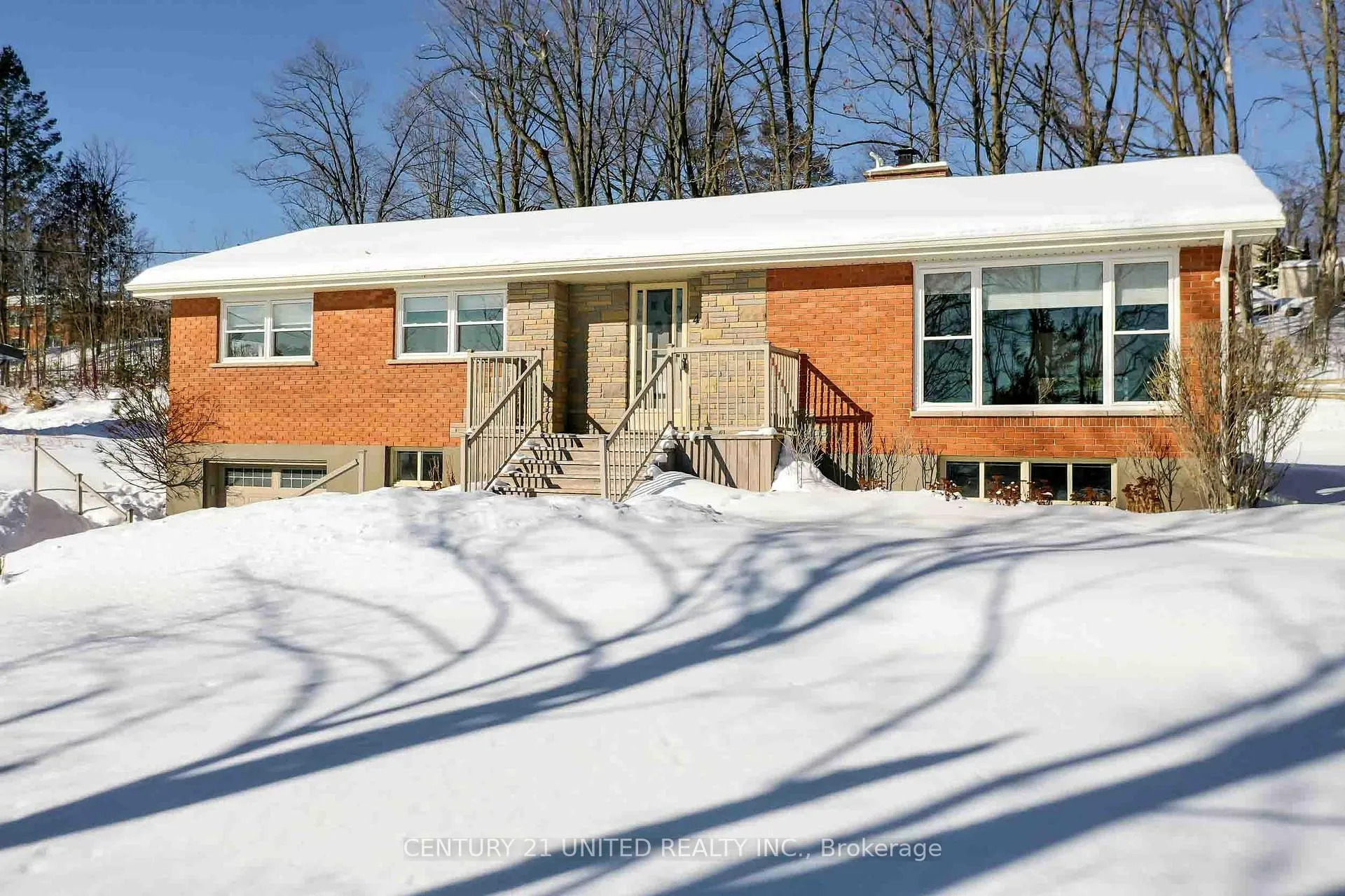 Front of 43 Crestwood Avenue