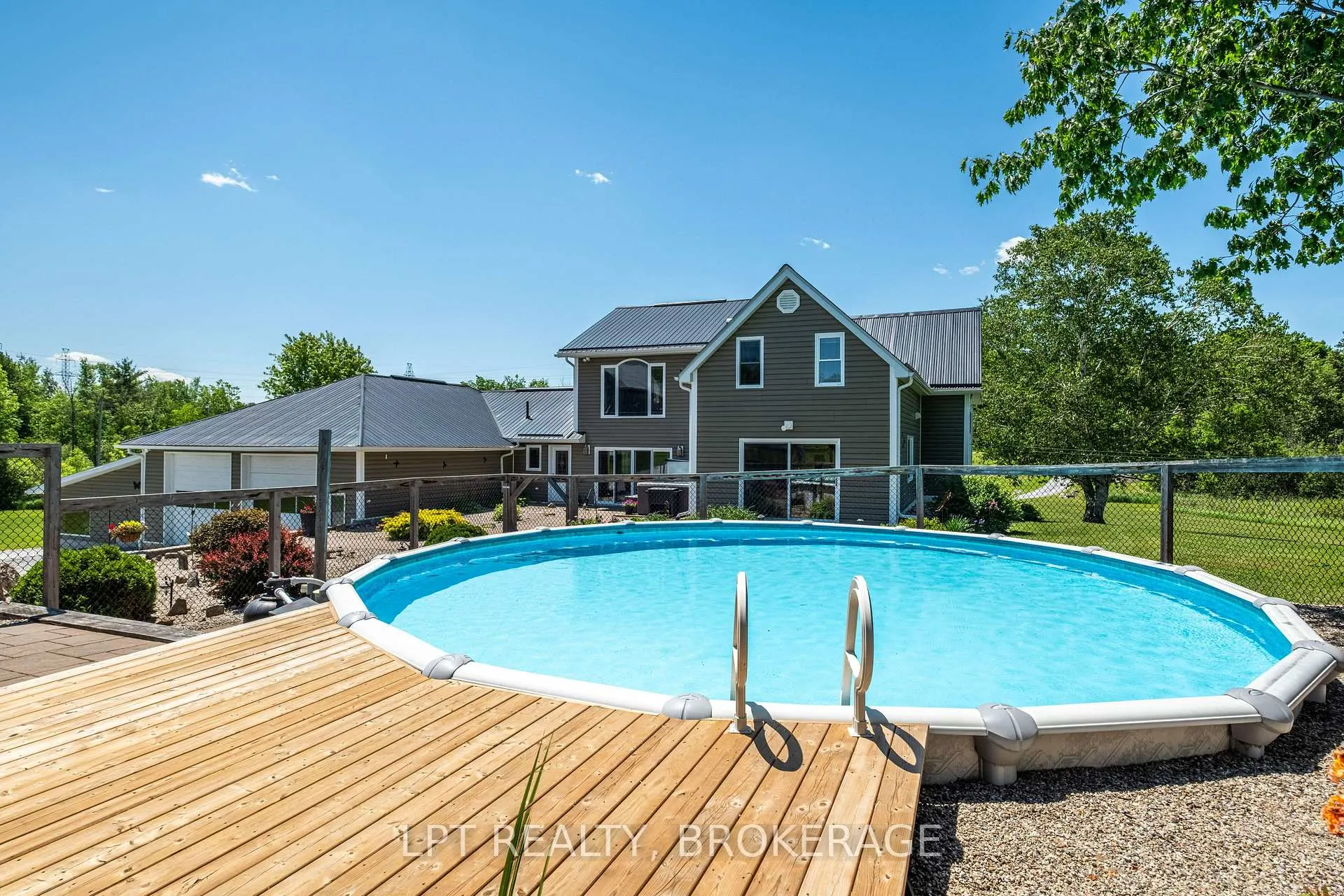 Photo 11 of 1758 Forty Foot Road, Frontenac, Frontenac Centre — HOMEH