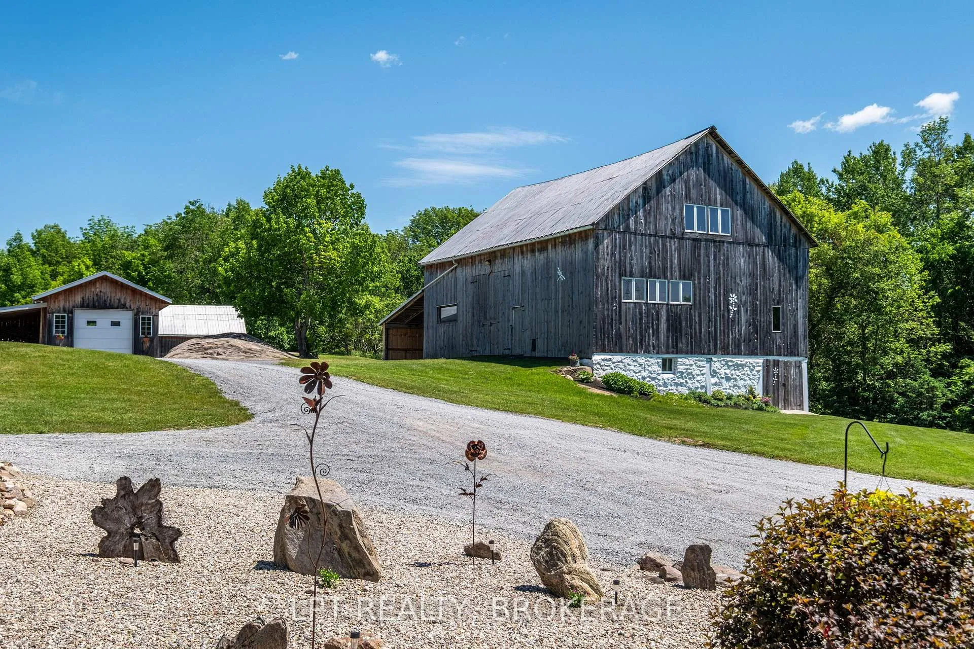 Photo 12 of 1758 Forty Foot Road, Frontenac, Frontenac Centre — HOMEH