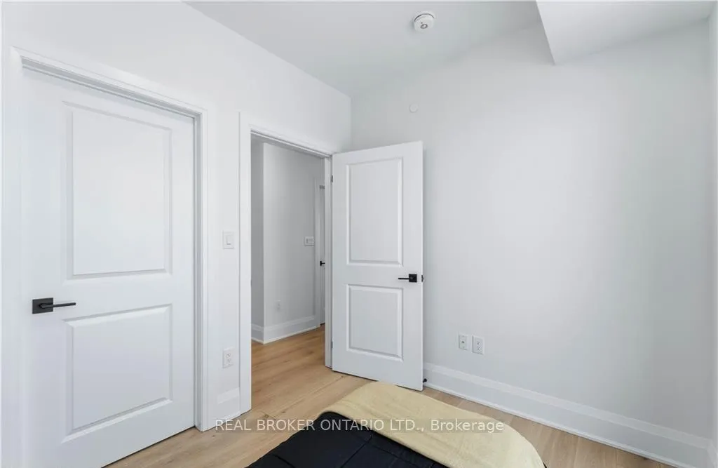 Photo 19 of Unit 909, 470 Dundas Street E, Hamilton, Waterdown — HOMEH