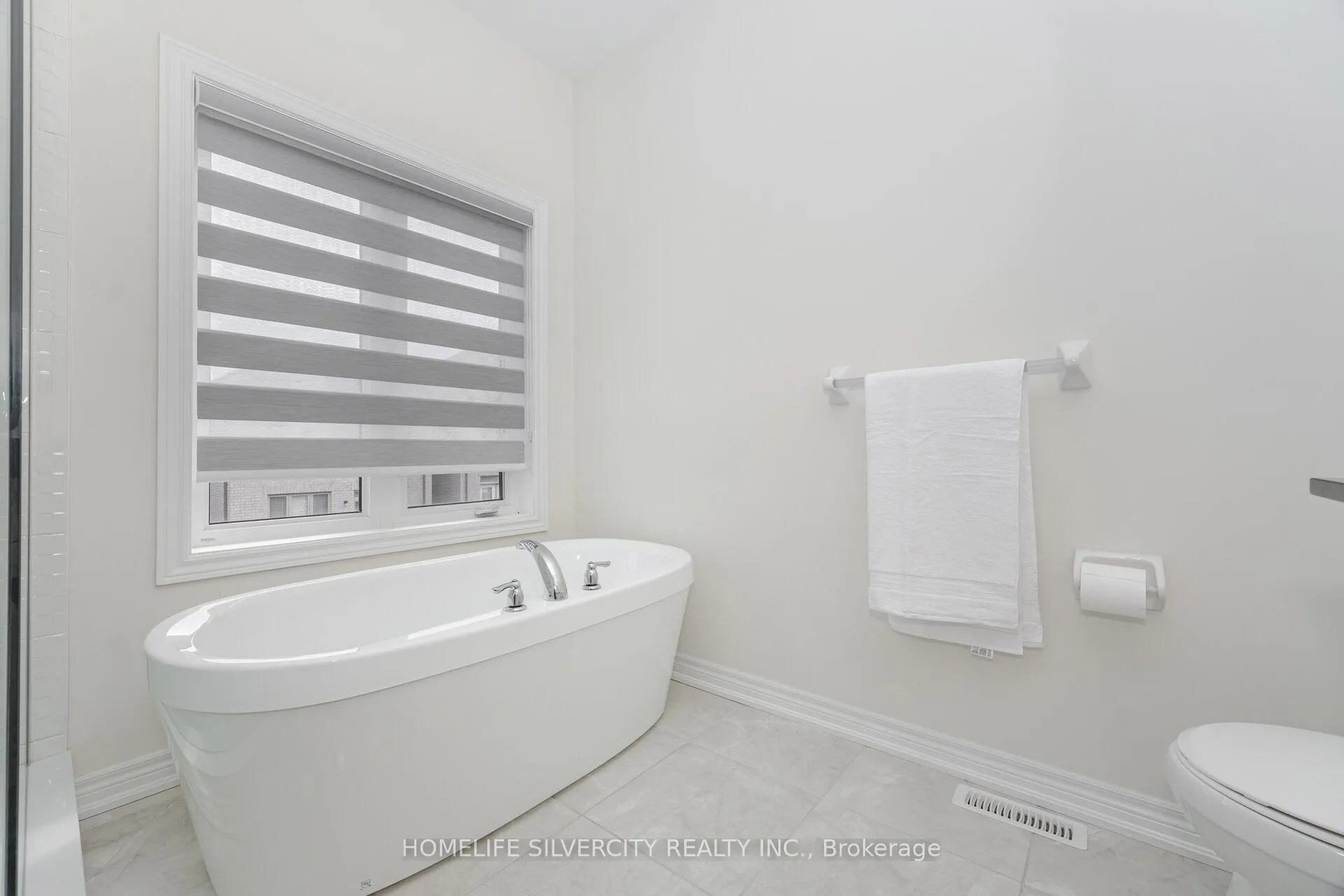 Photo 31 of 45 Ogston Crescent, Whitby, Rural Whitby — HOMEH