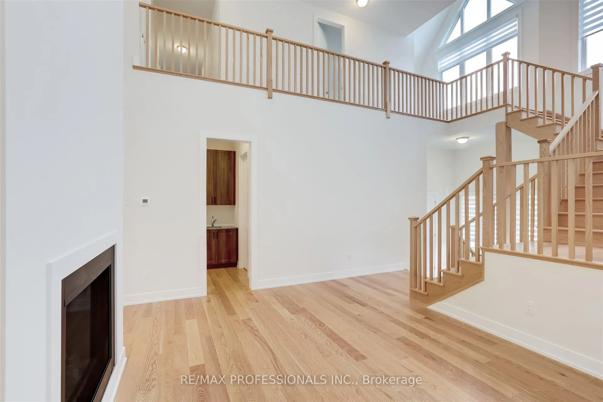 Photo 3 of 118 Dorothy Drive, Blue Mountains — HOMEH