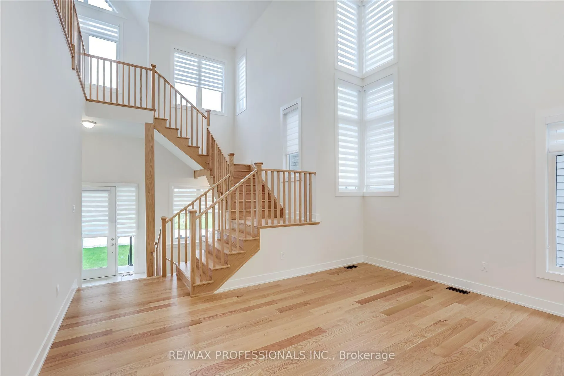 Photo 4 of 118 Dorothy Drive, Blue Mountains — HOMEH