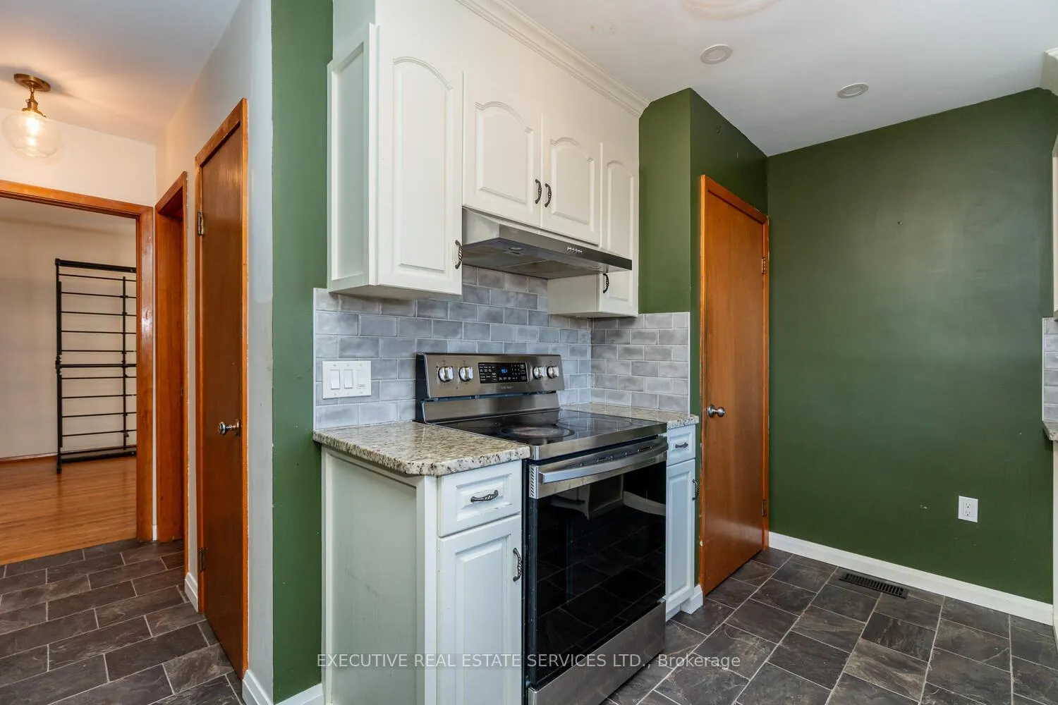 Photo 16 of 1163 Algonquin Boulevard, Peterborough, Northcrest Ward 5 — HOMEH