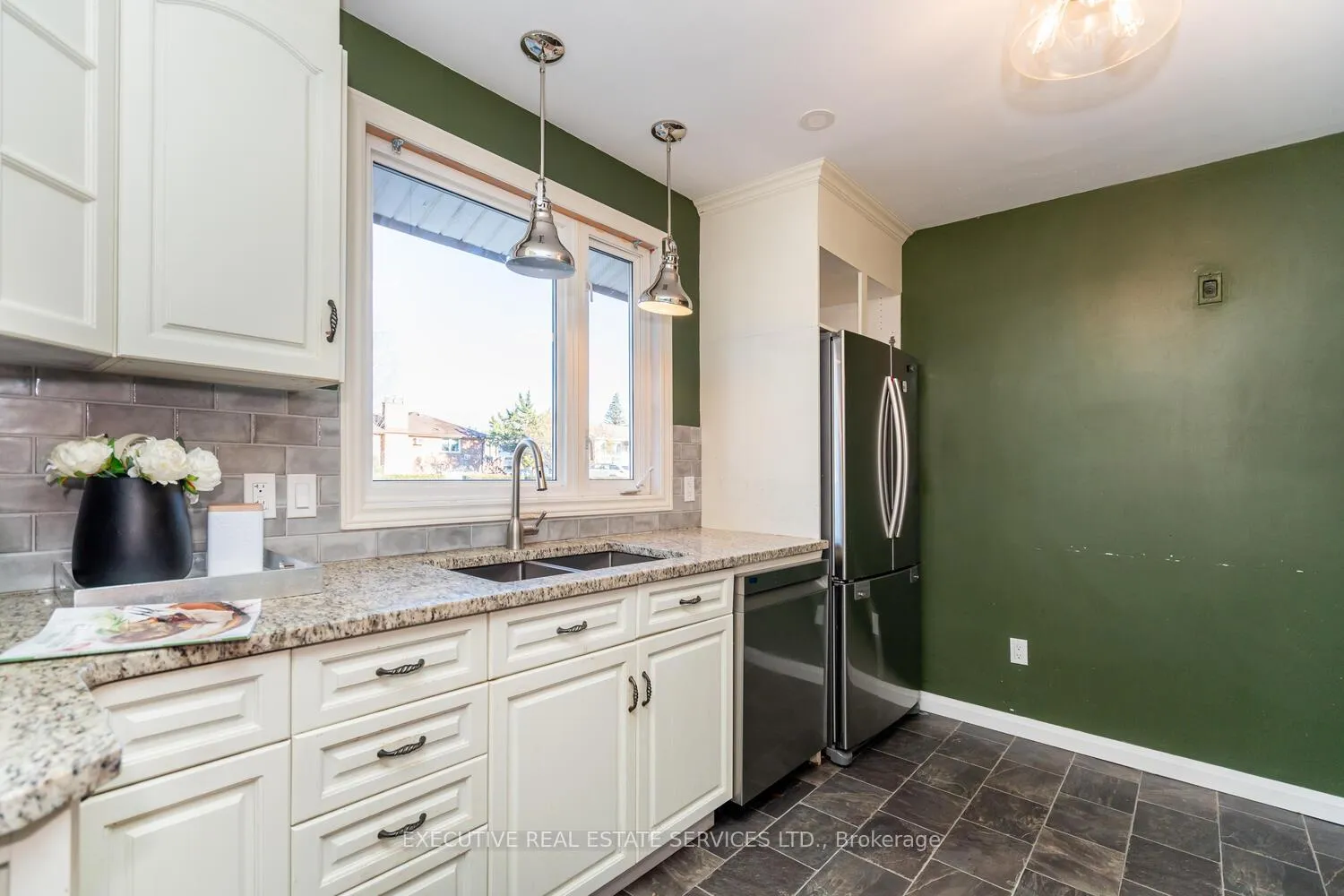 Photo 18 of 1163 Algonquin Boulevard, Peterborough, Northcrest Ward 5 — HOMEH