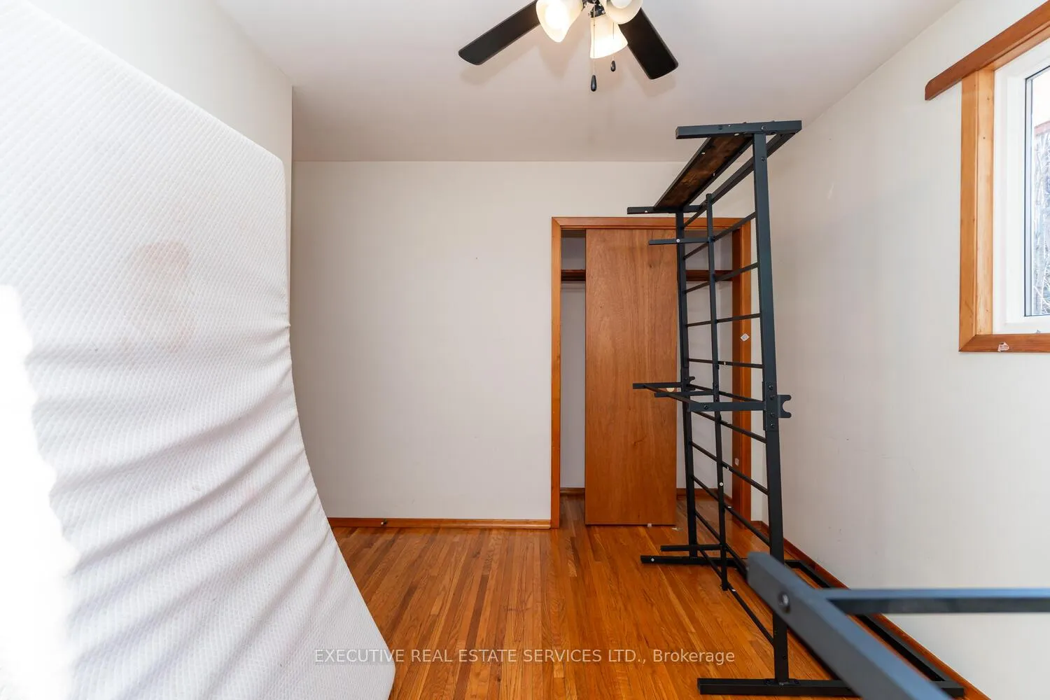 Photo 21 of 1163 Algonquin Boulevard, Peterborough, Northcrest Ward 5 — HOMEH