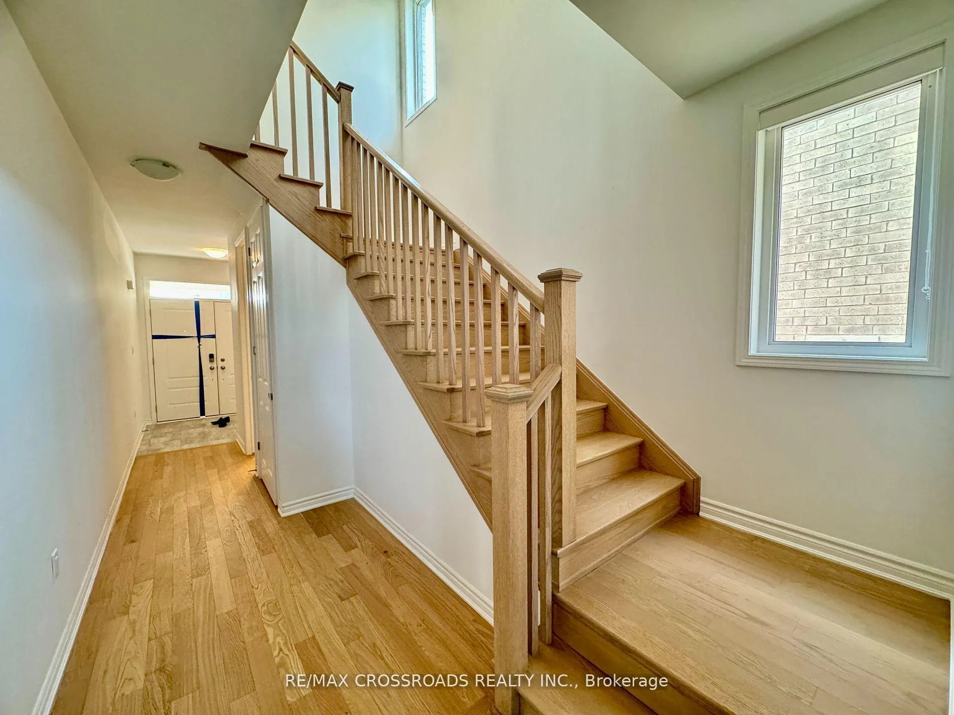 Photo 5 of Unit Main, 3083 Blazing Star Avenue, Pickering, Rural Pickering — HOMEH
