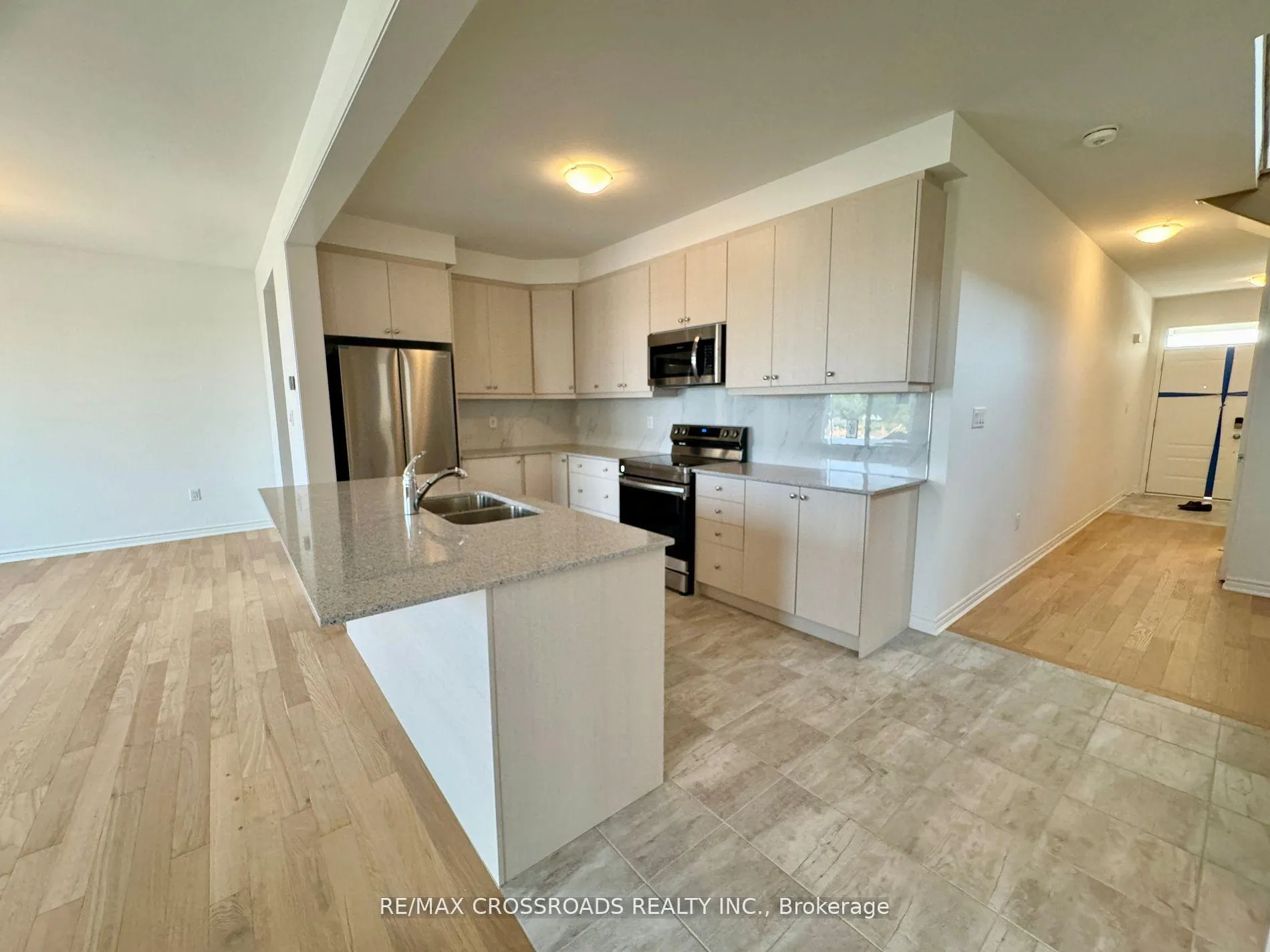 Photo 7 of Unit Main, 3083 Blazing Star Avenue, Pickering, Rural Pickering — HOMEH