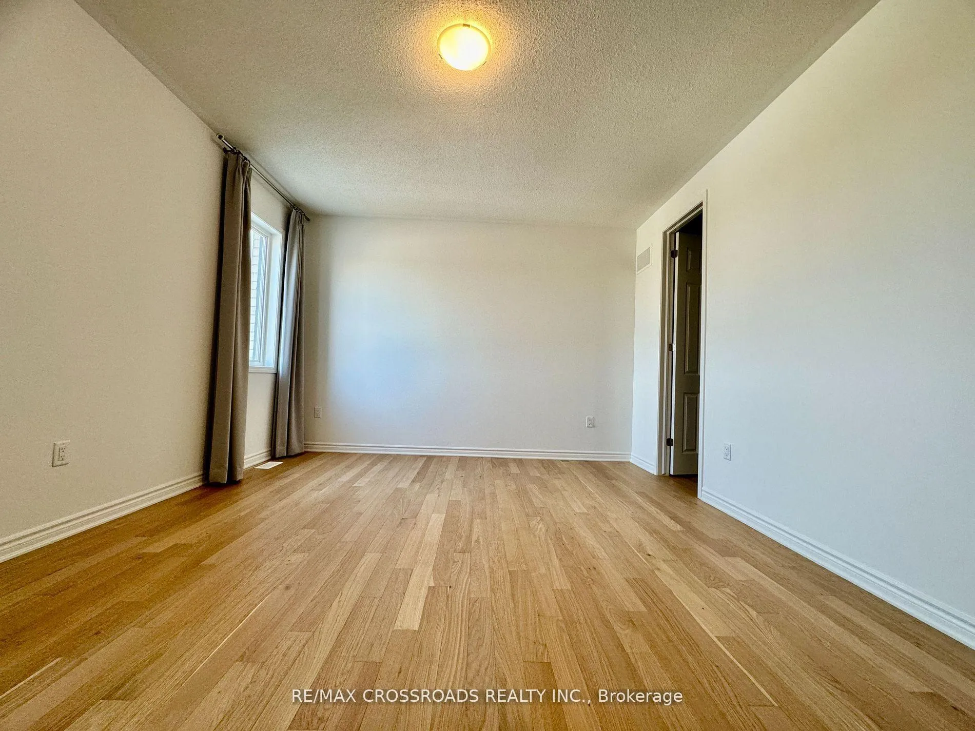 Photo 17 of Unit Main, 3083 Blazing Star Avenue, Pickering, Rural Pickering — HOMEH