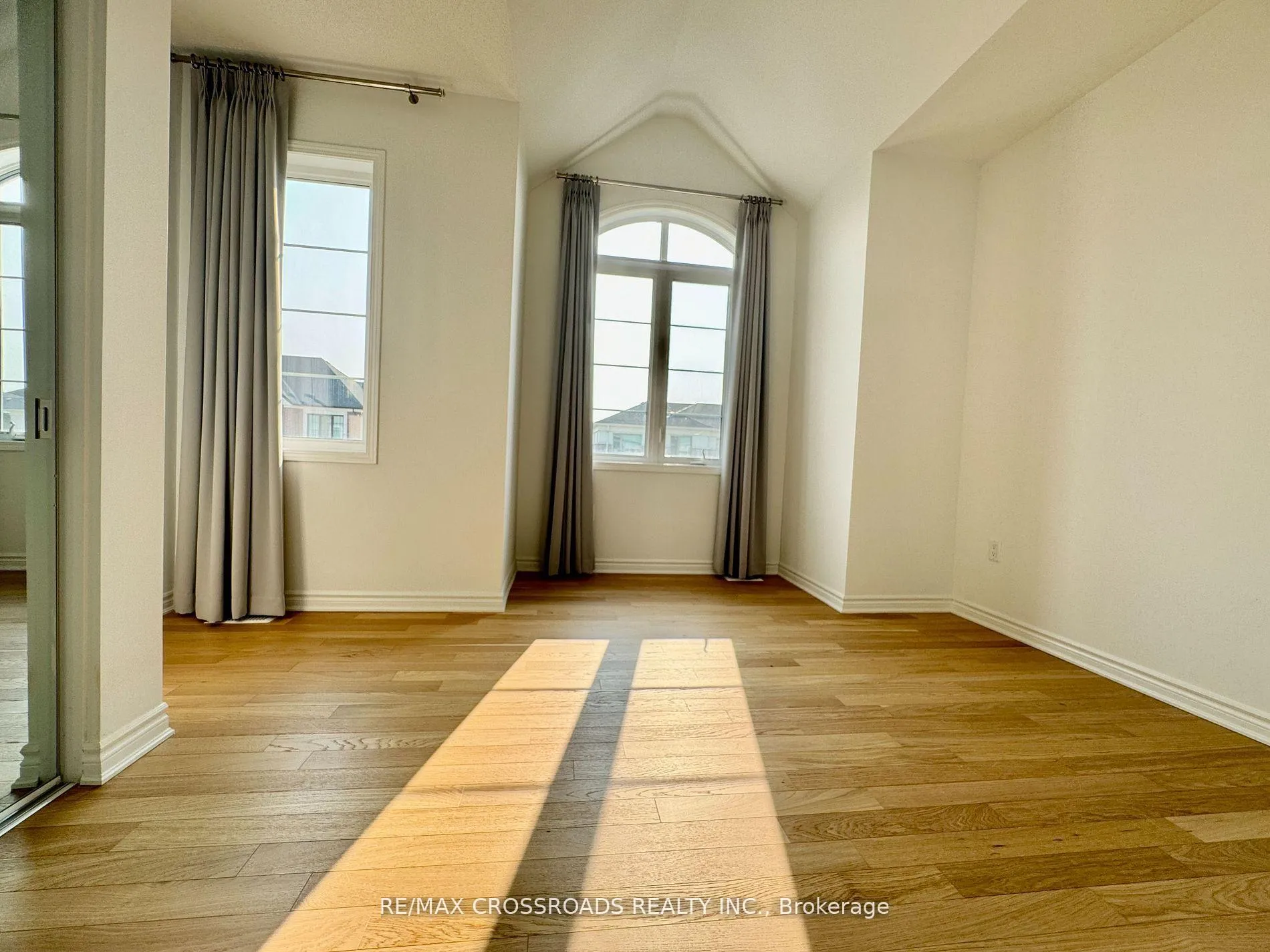 Photo 24 of Unit Main, 3083 Blazing Star Avenue, Pickering, Rural Pickering — HOMEH