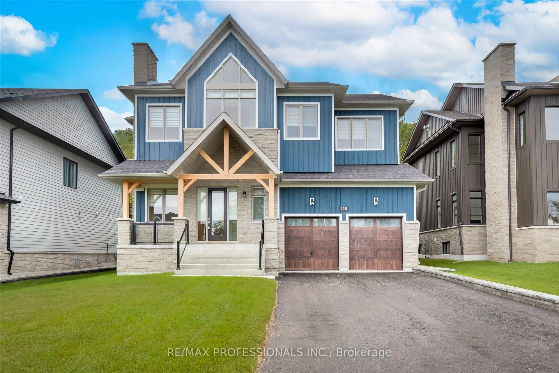 Front of 118 Dorothy Drive