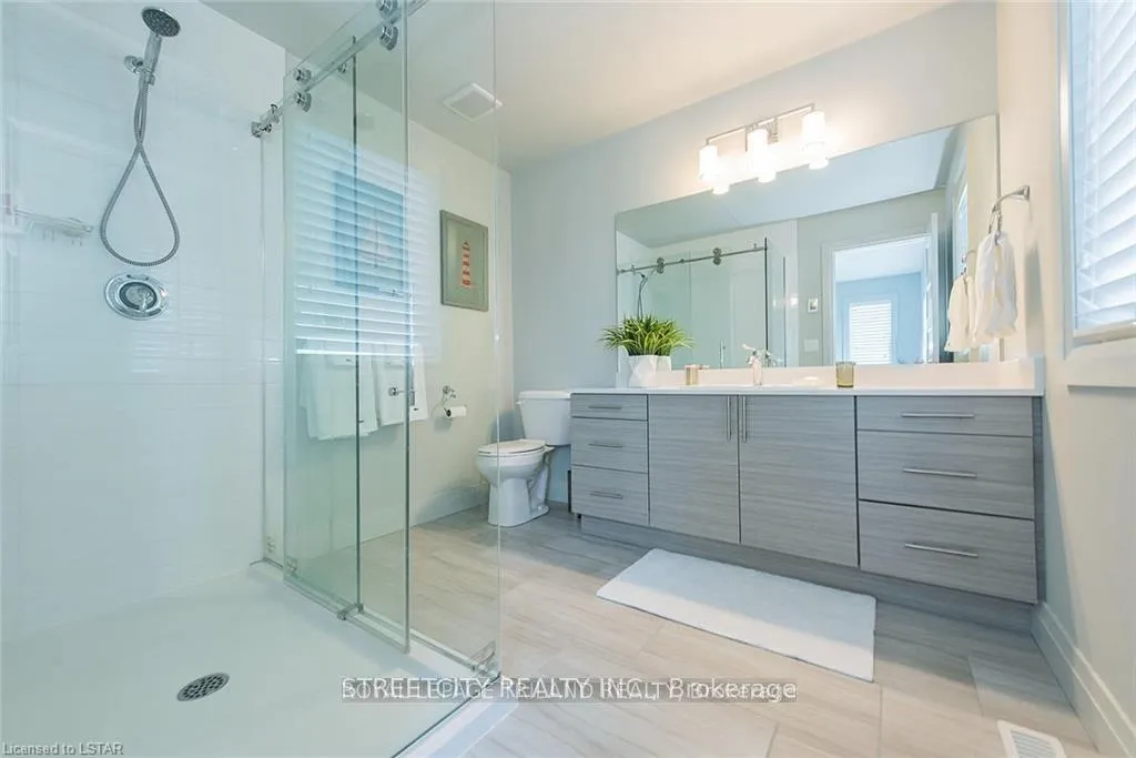 Photo 16 of Unit 100, 3025 Singleton Avenue W, London, South W — HOMEH