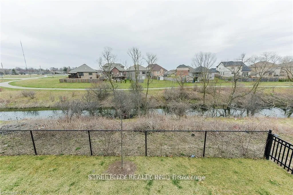 Photo 28 of Unit 100, 3025 Singleton Avenue W, London, South W — HOMEH