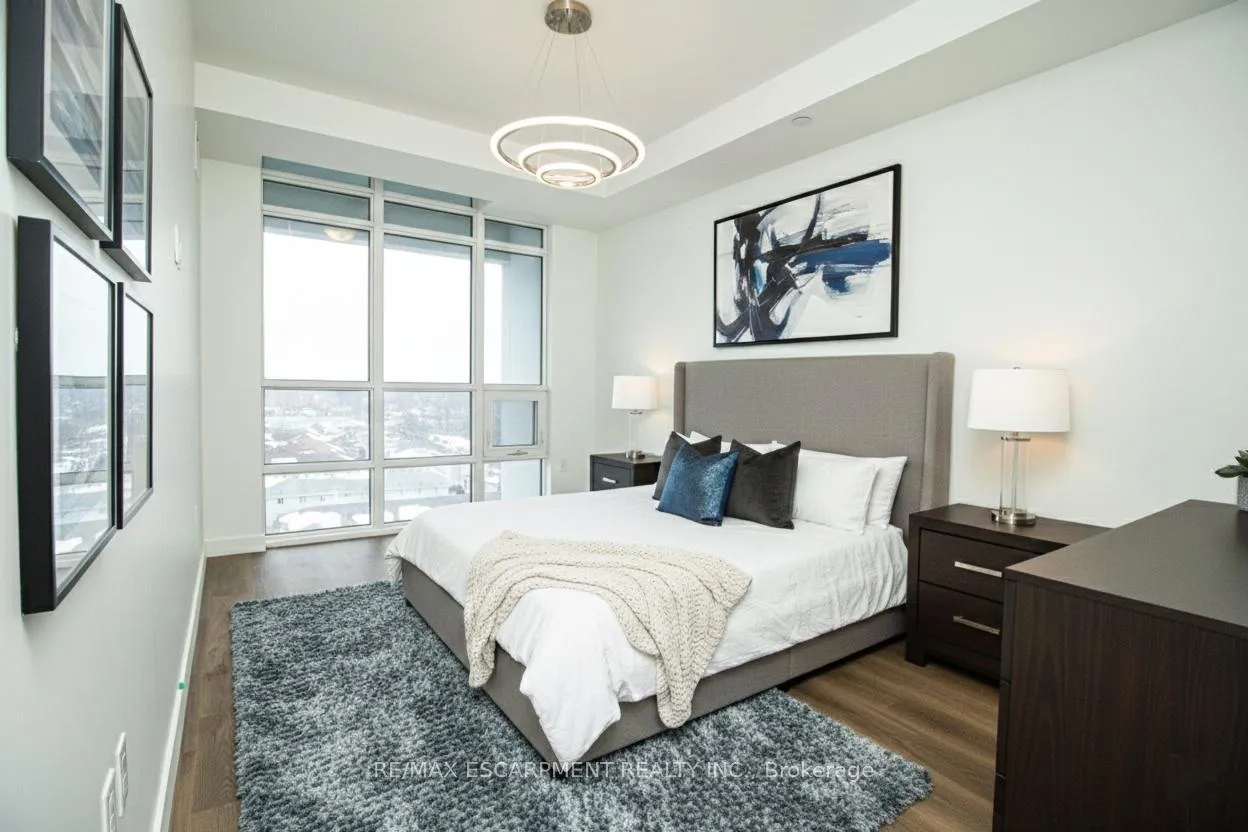 Photo 12 of Unit 904, 461 Green Road, Hamilton, Lakeshore — HOMEH