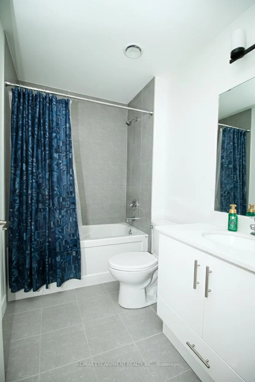 Photo 14 of Unit 904, 461 Green Road, Hamilton, Lakeshore — HOMEH