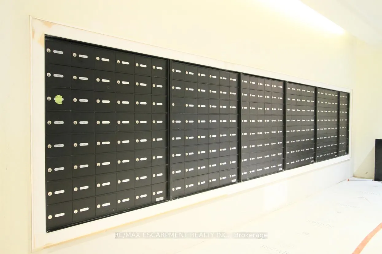 Photo 20 of Unit 904, 461 Green Road, Hamilton, Lakeshore — HOMEH