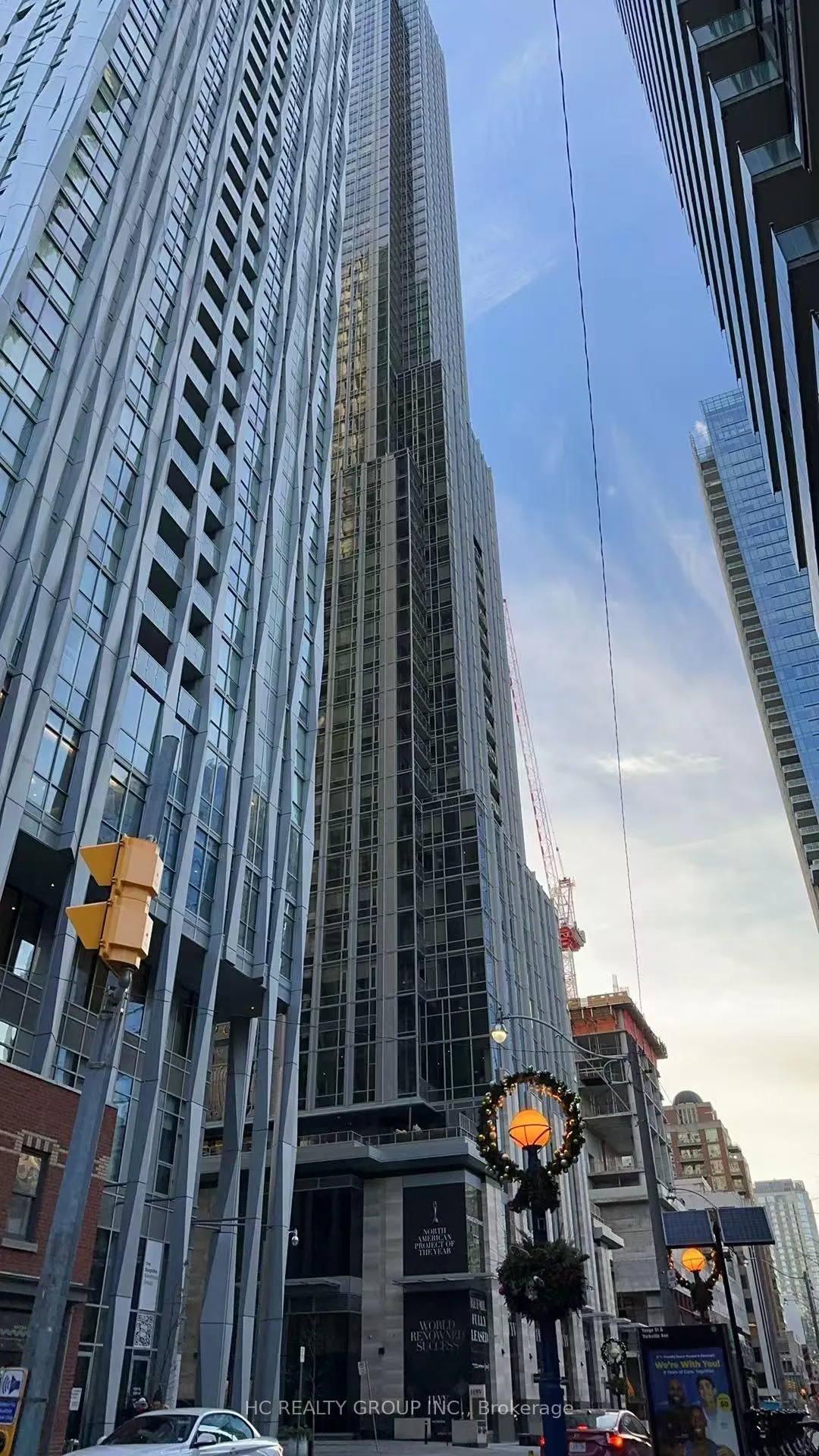 Front of Unit 4806, 11 Yorkville Avenue