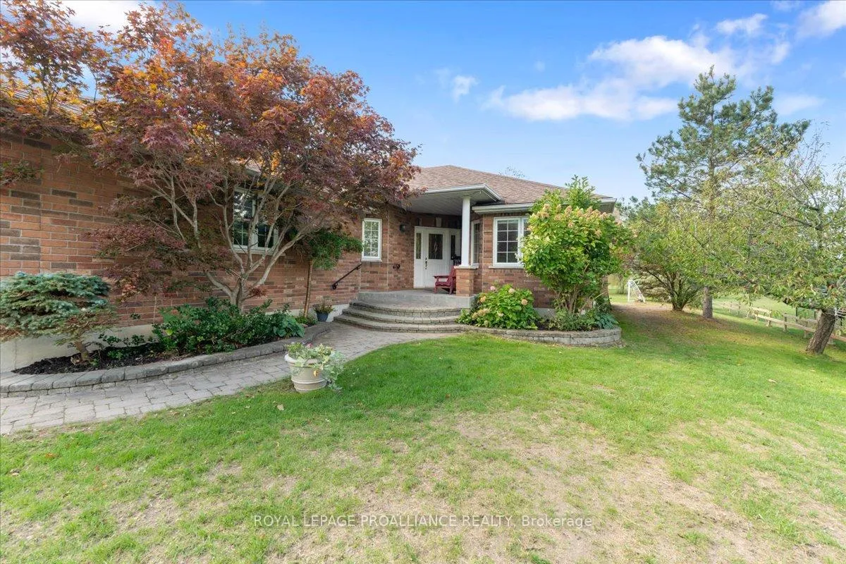 Photo 5 of 685 County Road 28, Prince Edward County, Ameliasburg Ward — HOMEH