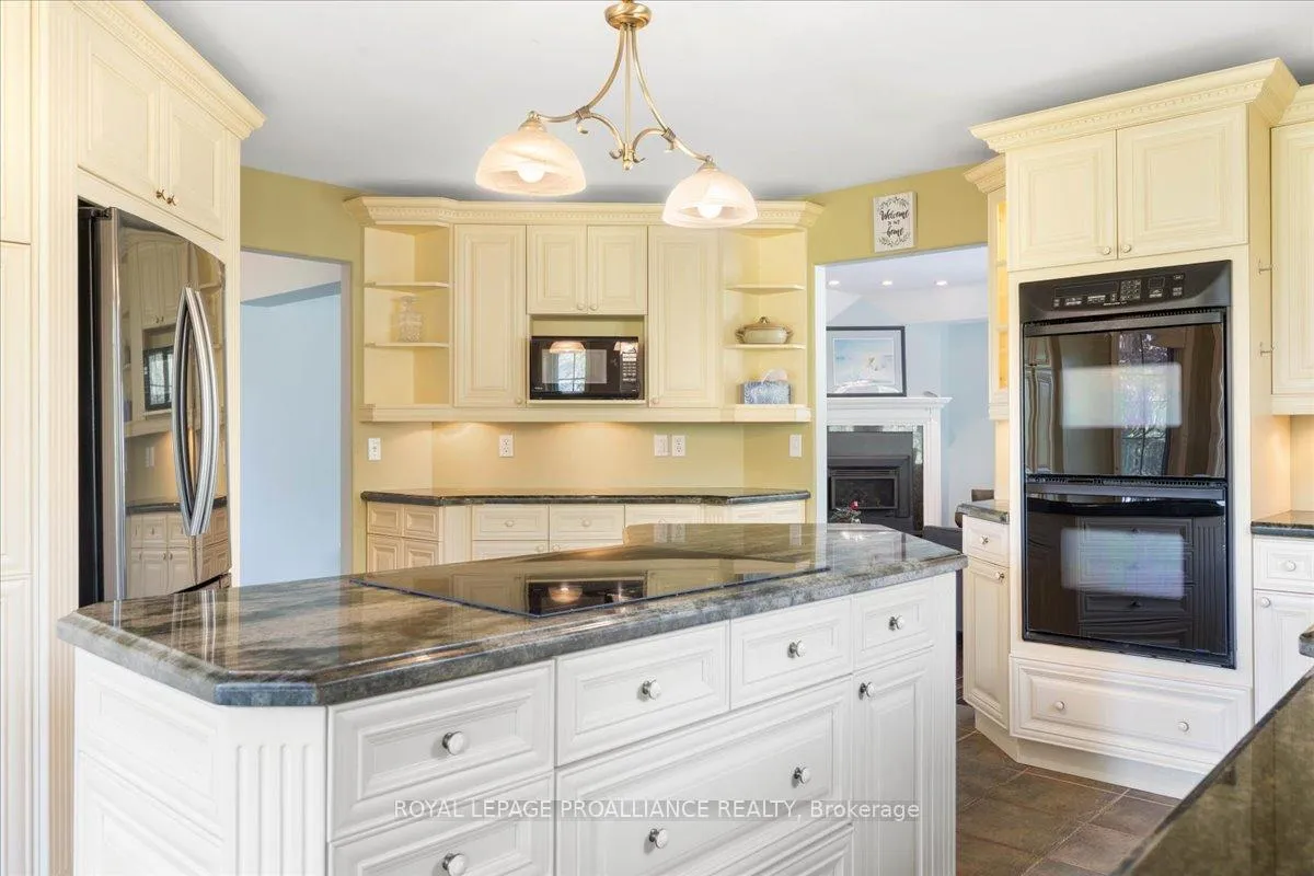 Photo 15 of 685 County Road 28, Prince Edward County, Ameliasburg Ward — HOMEH