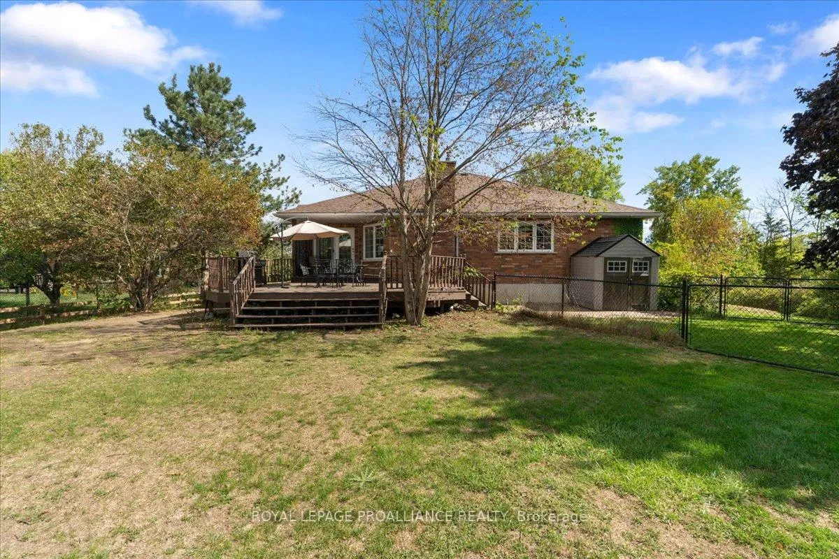 Photo 37 of 685 County Road 28, Prince Edward County, Ameliasburg Ward — HOMEH