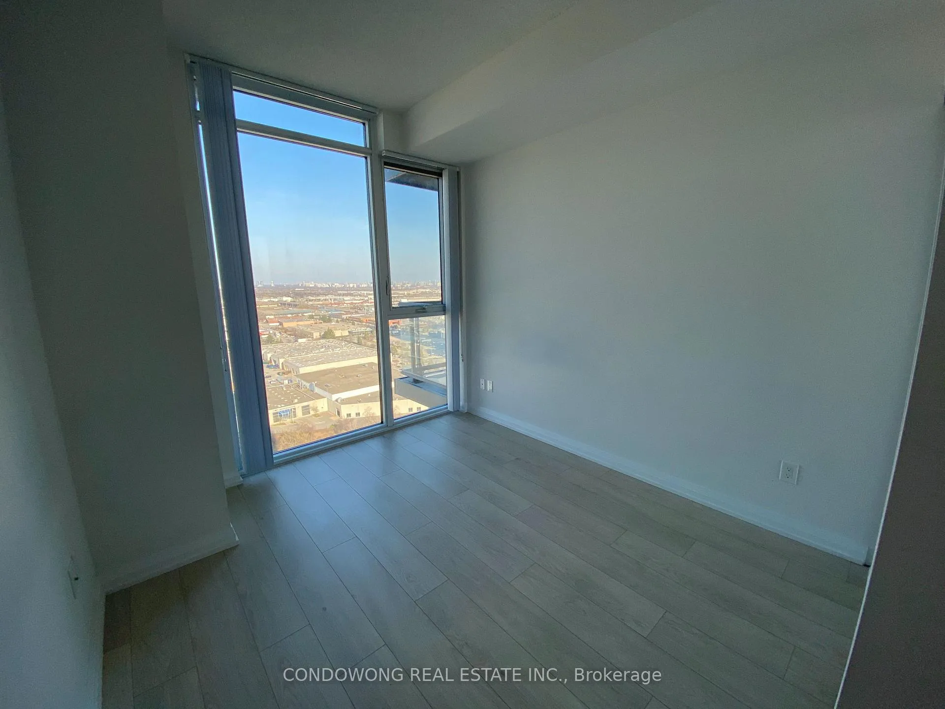 Photo 8 of Unit 2718, 7895 Jane Street, Vaughan, Vaughan Corporate Centre — HOMEH