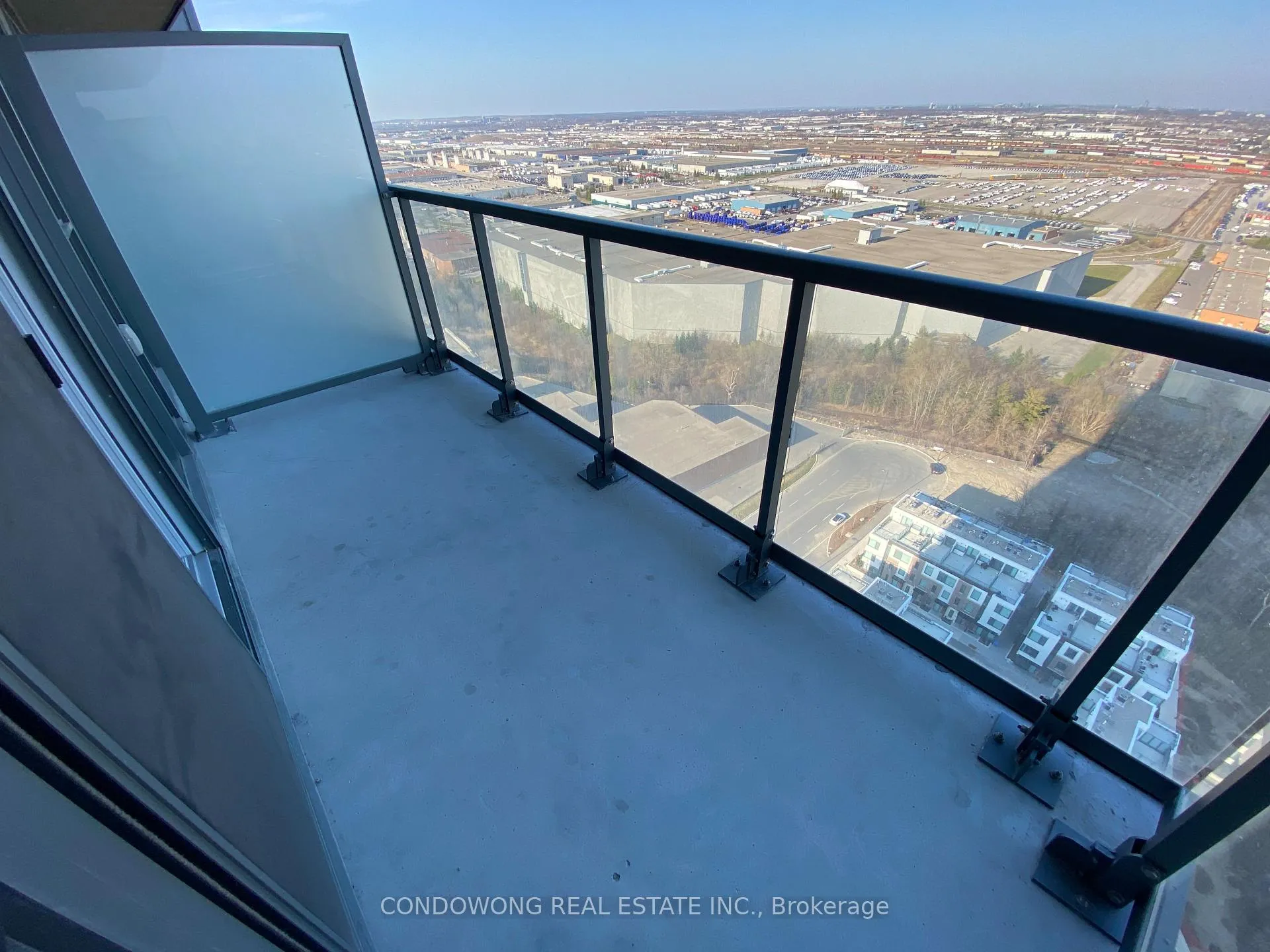 Photo 13 of Unit 2718, 7895 Jane Street, Vaughan, Vaughan Corporate Centre — HOMEH