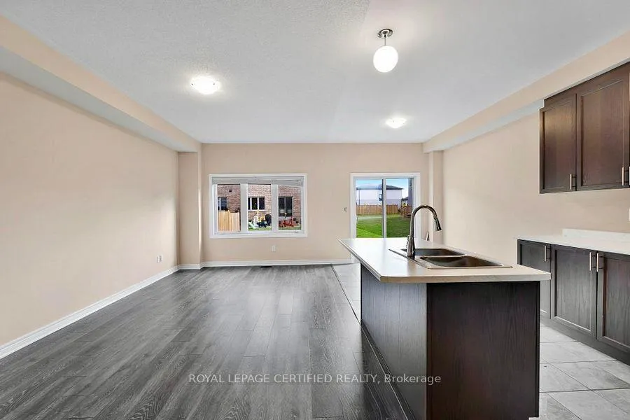 Photo 7 of 25 Sparkle Drive, Thorold, Rolling Meadows — HOMEH