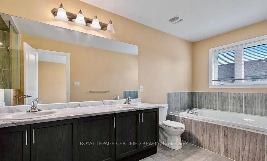 Photo 12 of 25 Sparkle Drive, Thorold, Rolling Meadows — HOMEH