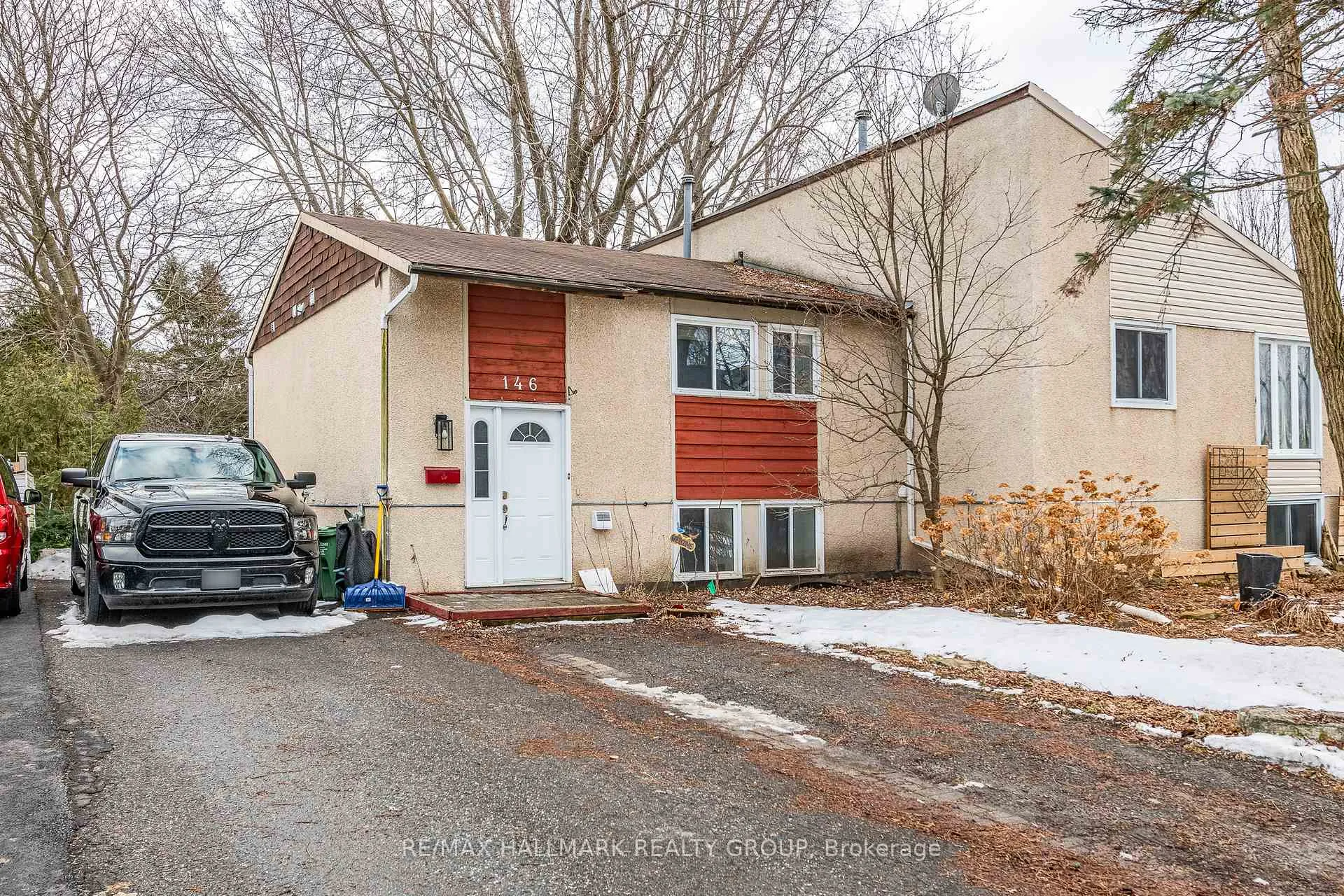 Photo 1 of Unit B, 146 Rothesay Drive, Ottawa, Kanata - Glencairn/Hazeldean — HOMEH