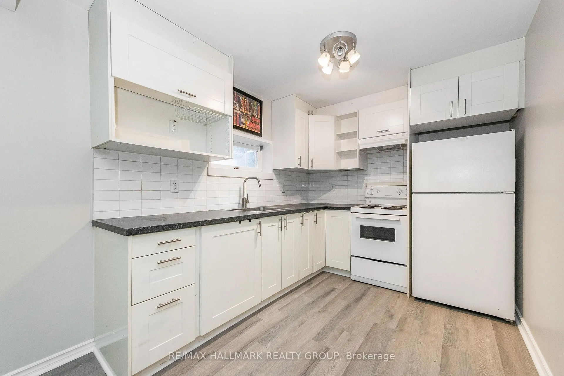 Photo 10 of Unit B, 146 Rothesay Drive, Ottawa, Kanata - Glencairn/Hazeldean — HOMEH