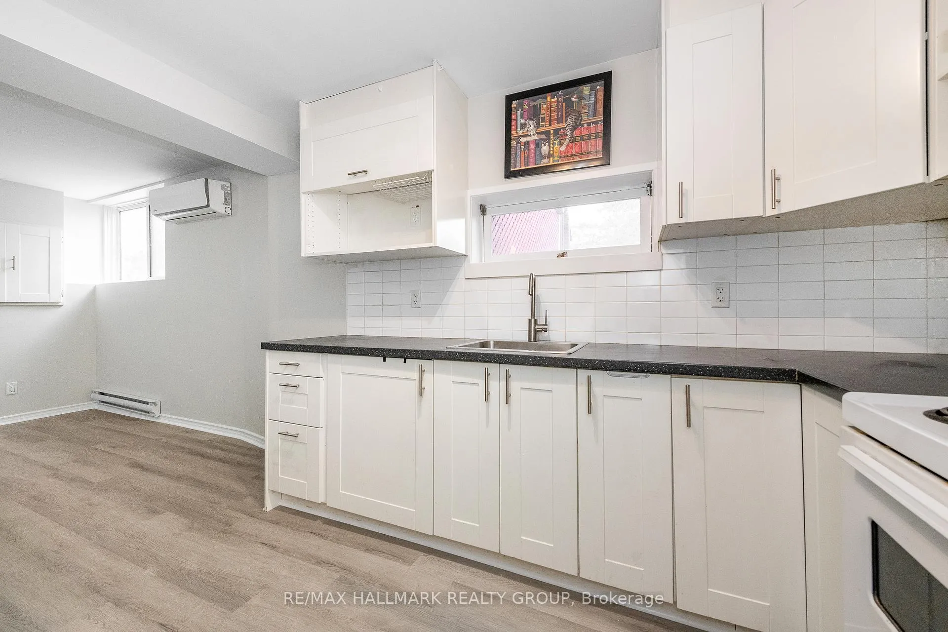 Photo 11 of Unit B, 146 Rothesay Drive, Ottawa, Kanata - Glencairn/Hazeldean — HOMEH